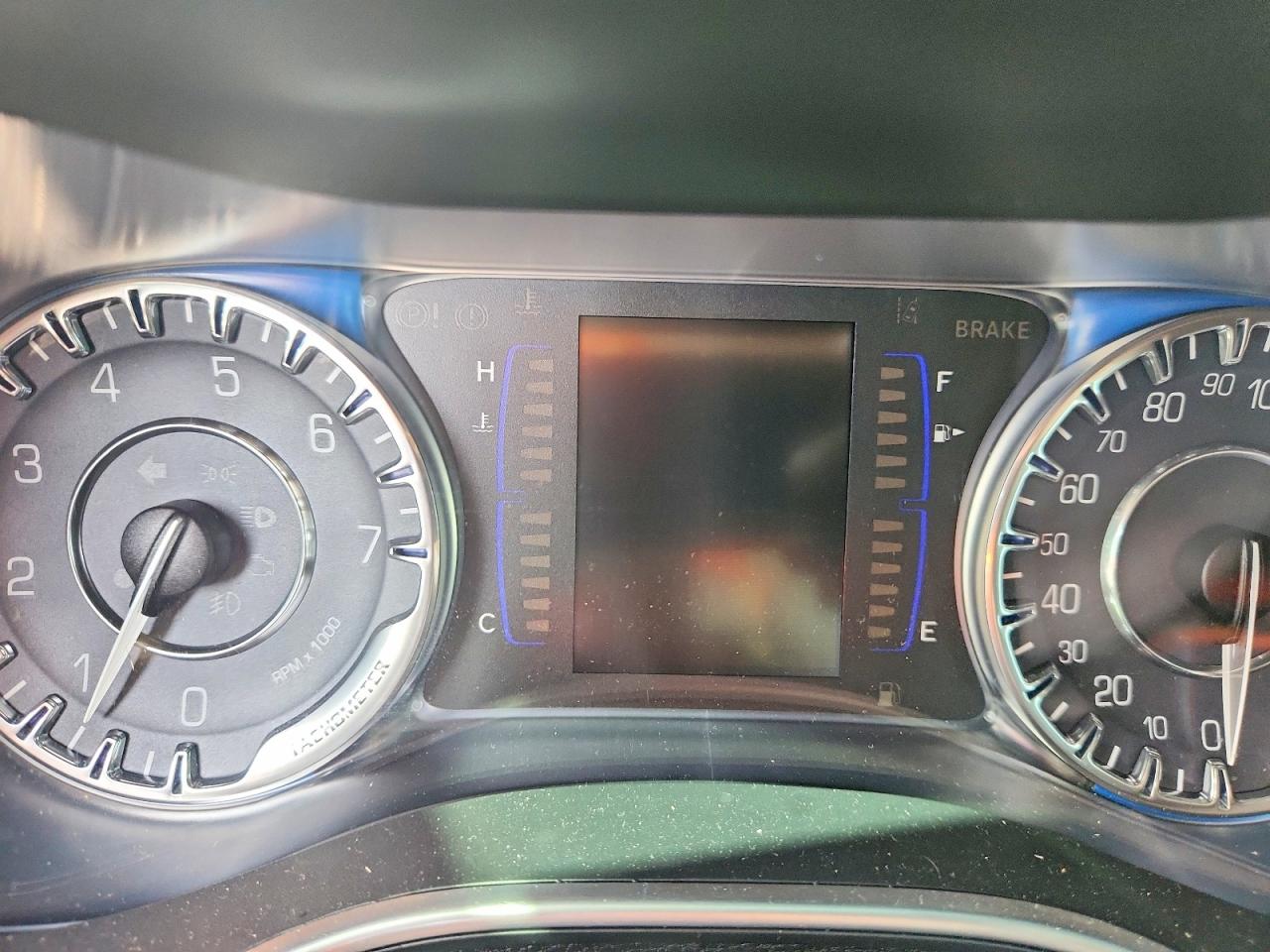 2015 Chrysler 200 Limited Серебряный vin: 1C3CCCAB9FN622599