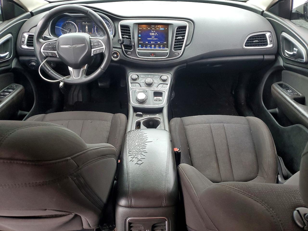 2015 Chrysler 200 Limited Белый vin: 1C3CCCAB9FN648958