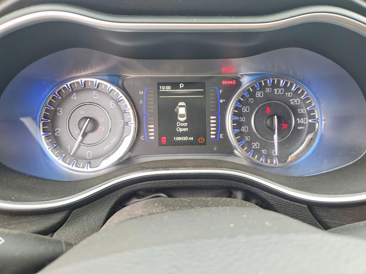 2015 Chrysler 200 Limited Белый vin: 1C3CCCAB9FN648958