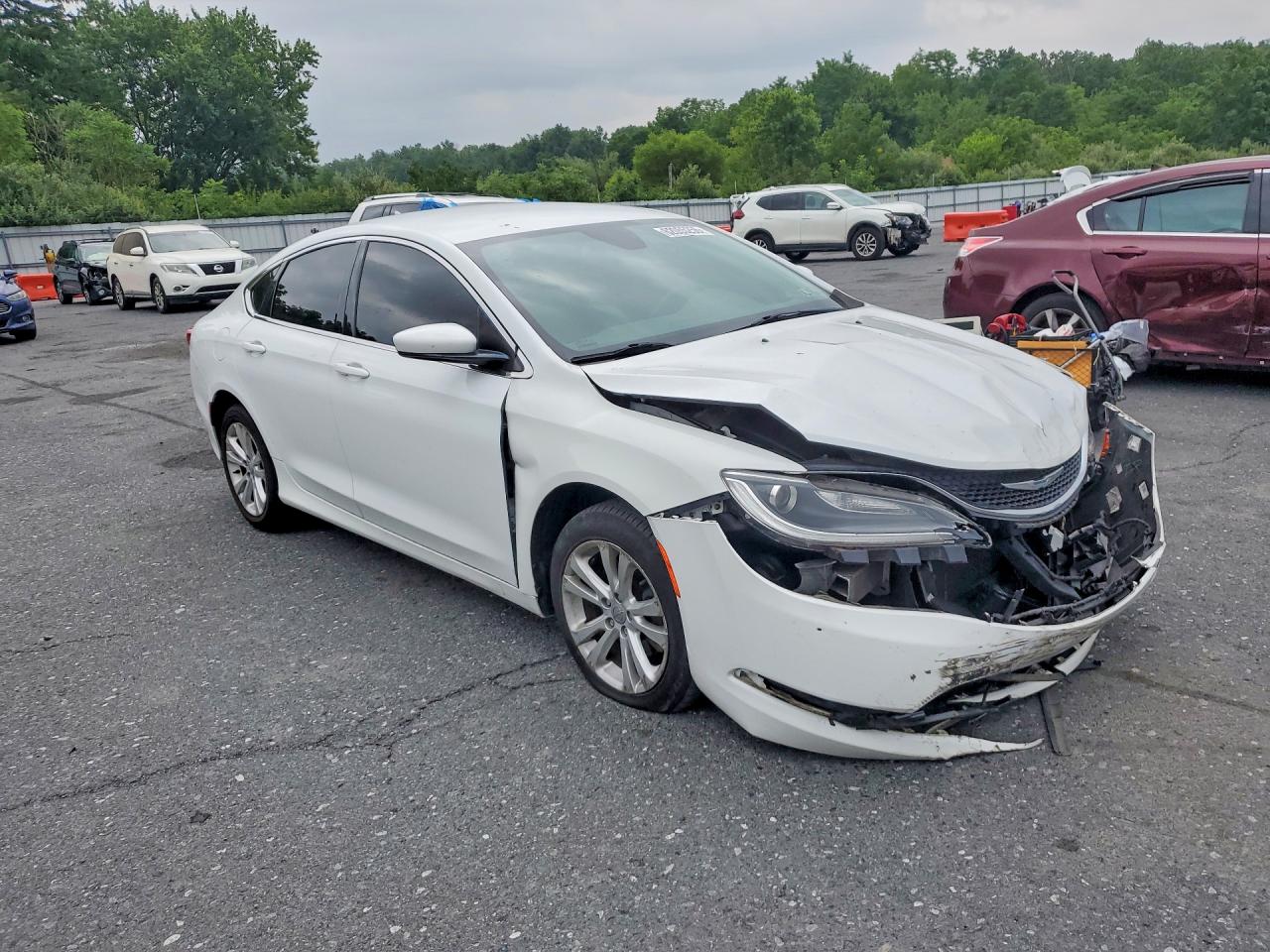 2015 Chrysler 200 Limited Белый vin: 1C3CCCAB9FN648958