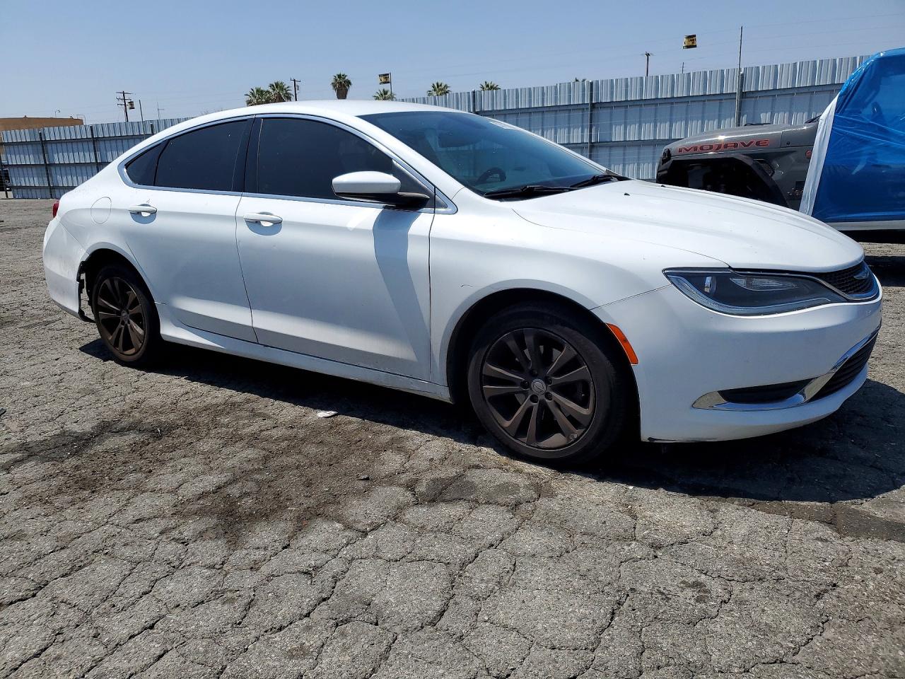 2015 Chrysler 200 Limited White vin: 1C3CCCAB9FN674993