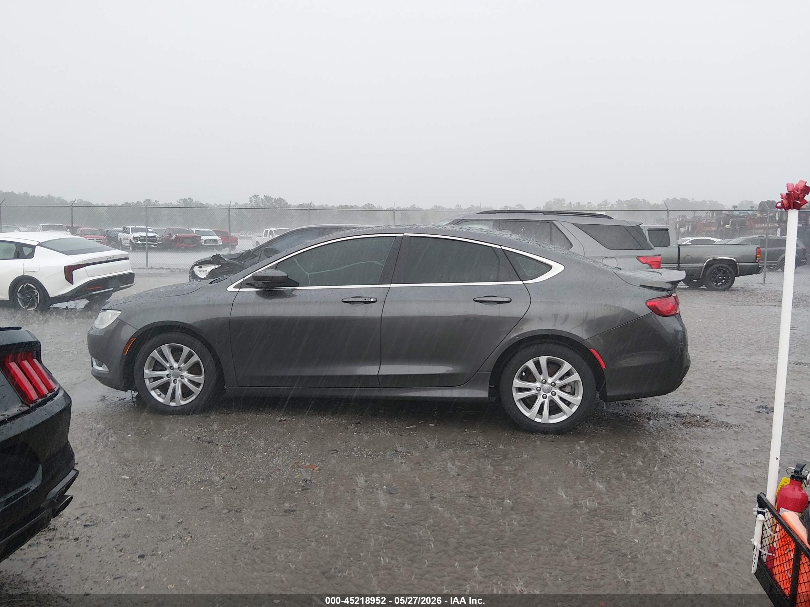 2015 Chrysler 200 Limited Серый vin: 1C3CCCAB9FN684746