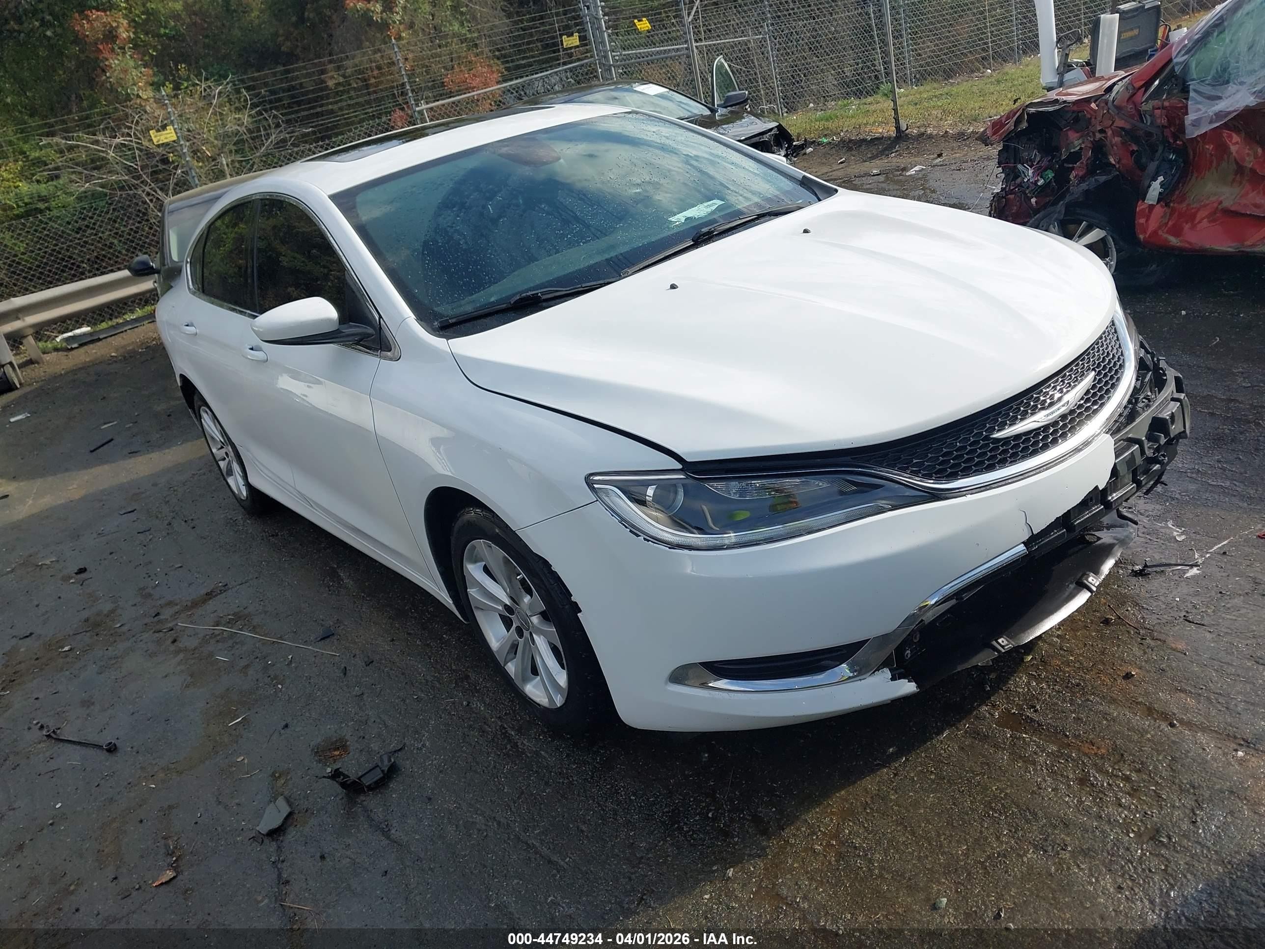 2015 Chrysler 200 Limited White vin: 1C3CCCAB9FN684777