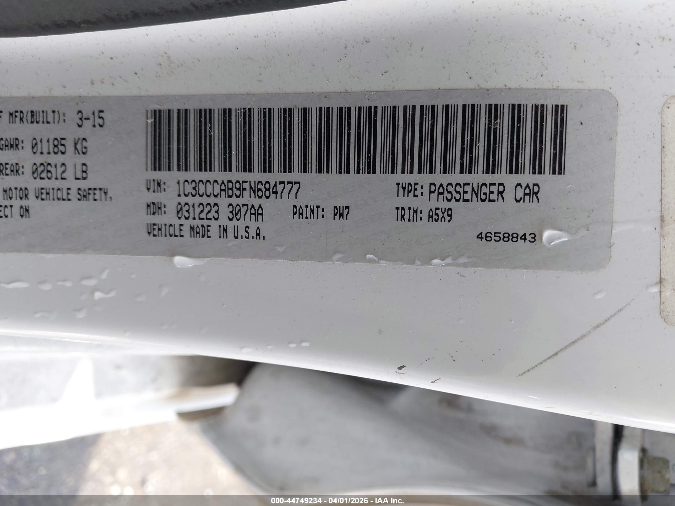 2015 Chrysler 200 Limited Белый vin: 1C3CCCAB9FN684777