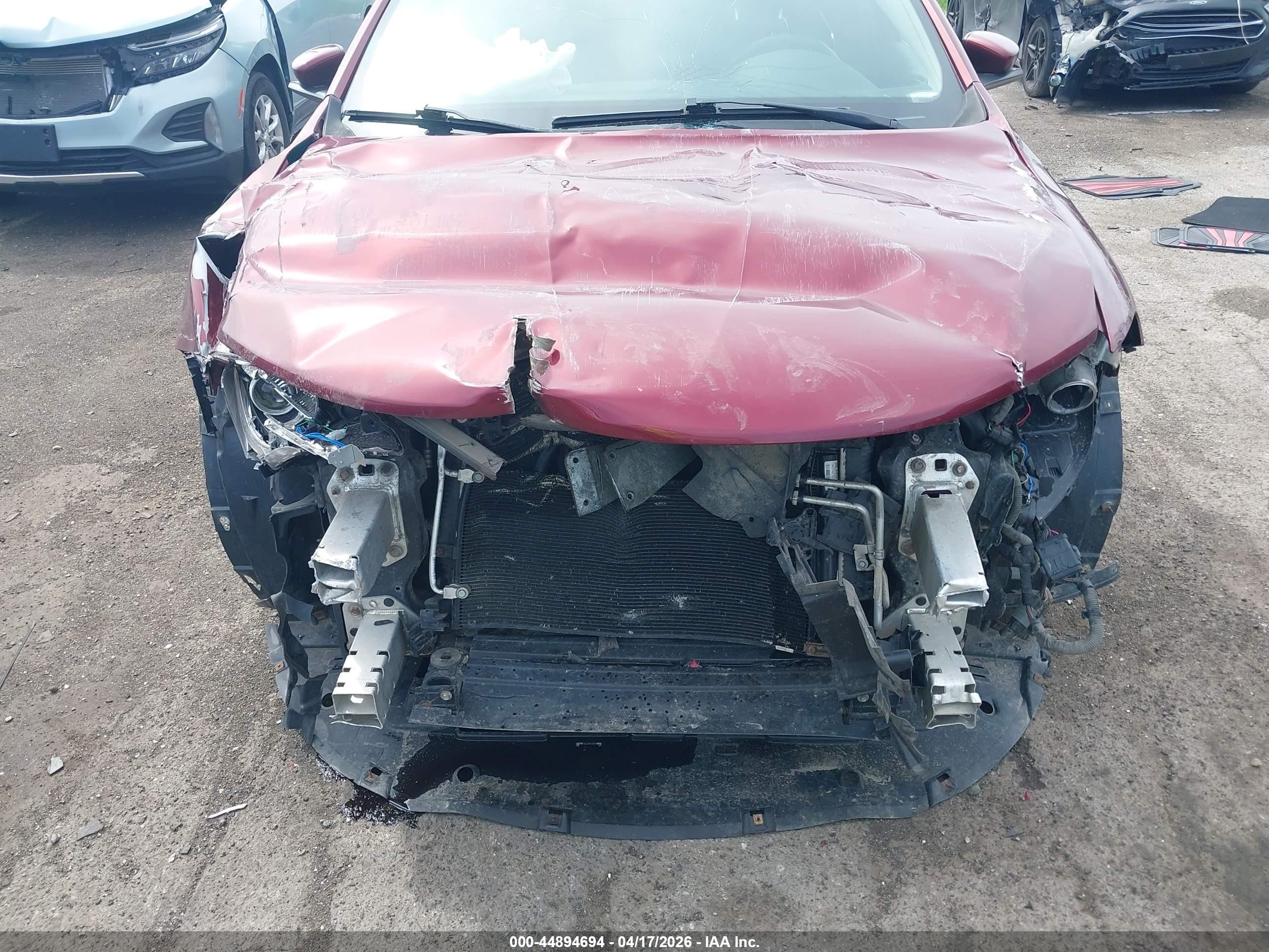 2015 Chrysler 200 Limited Red vin: 1C3CCCAB9FN692202