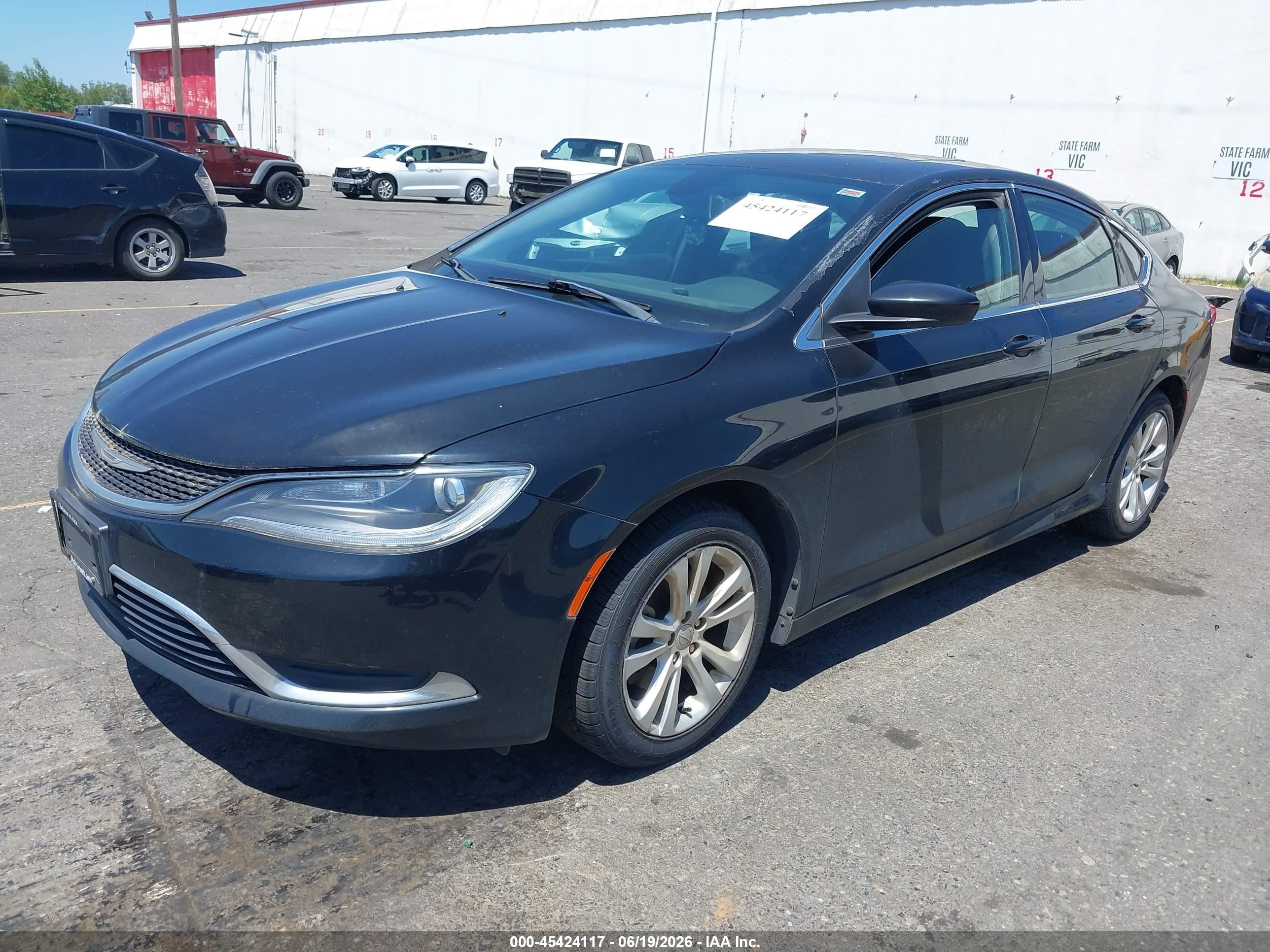 2015 Chrysler 200 Limited Черный vin: 1C3CCCAB9FN695097