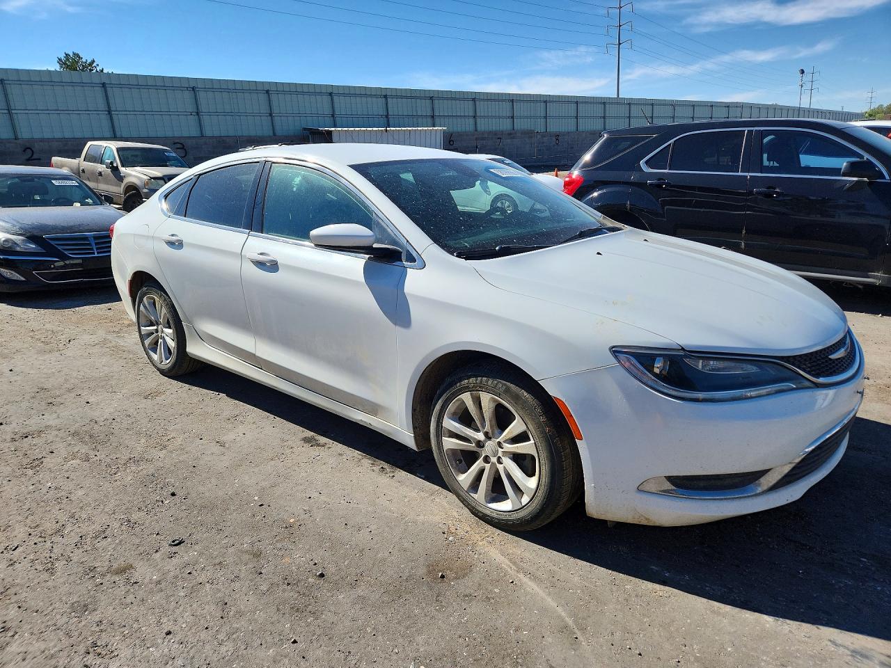 2015 Chrysler 200 Limited White vin: 1C3CCCAB9FN708799