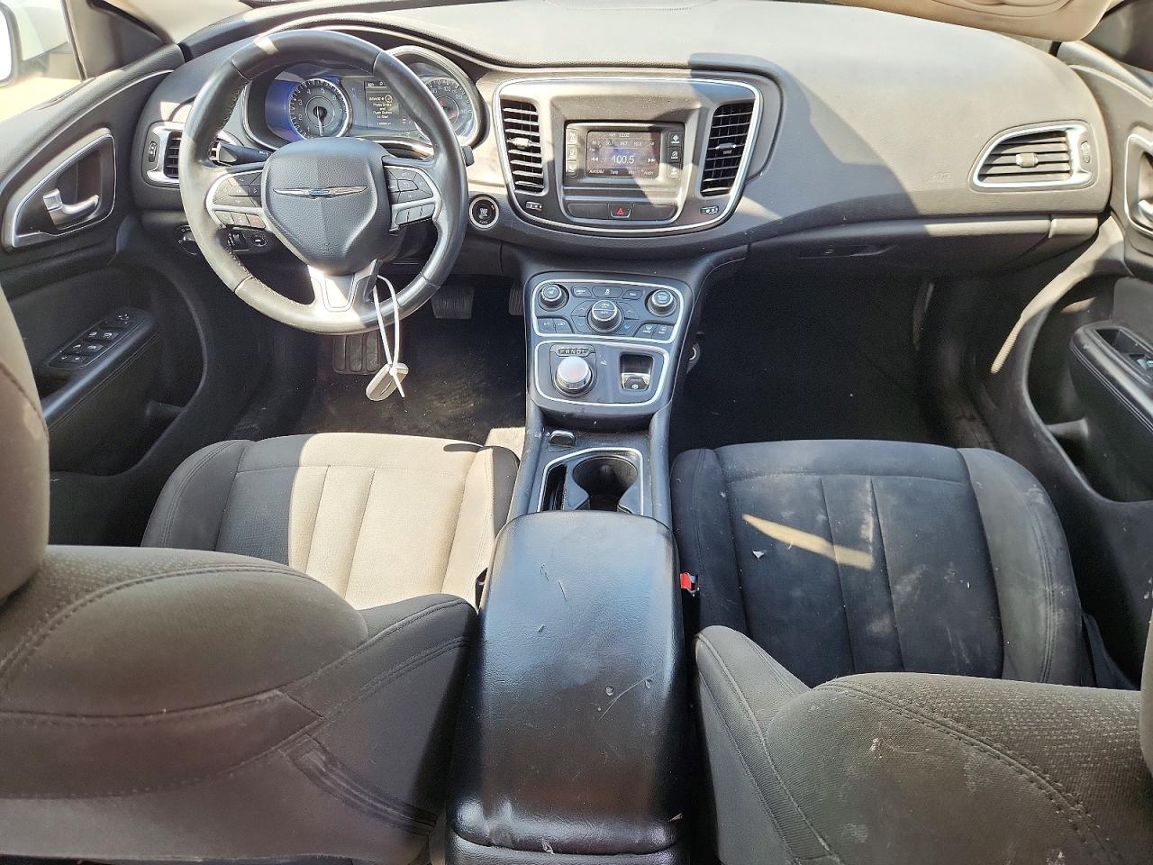 2015 Chrysler 200 Limited White vin: 1C3CCCAB9FN720838