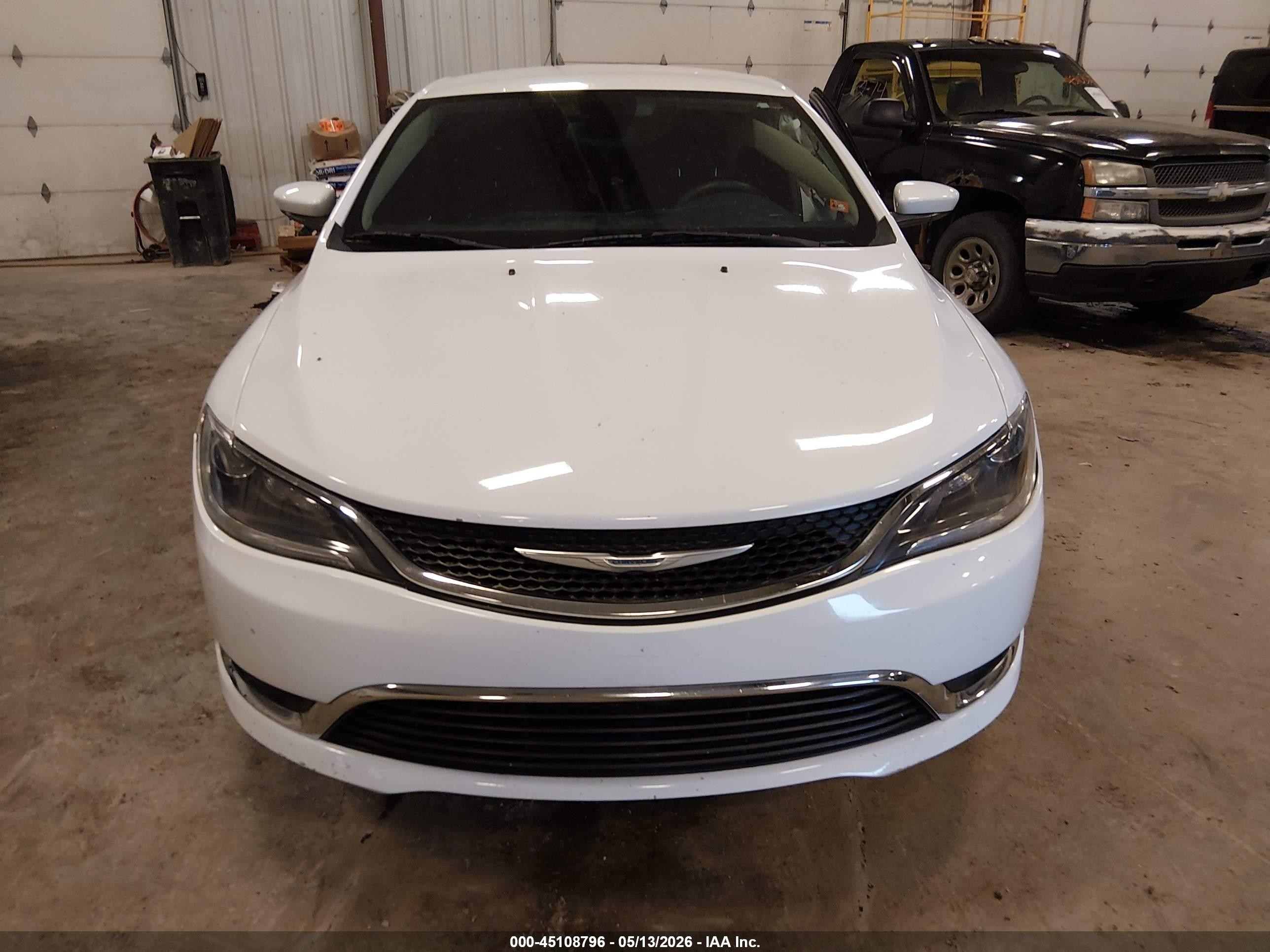 2015 Chrysler 200 Limited White vin: 1C3CCCAB9FN741155