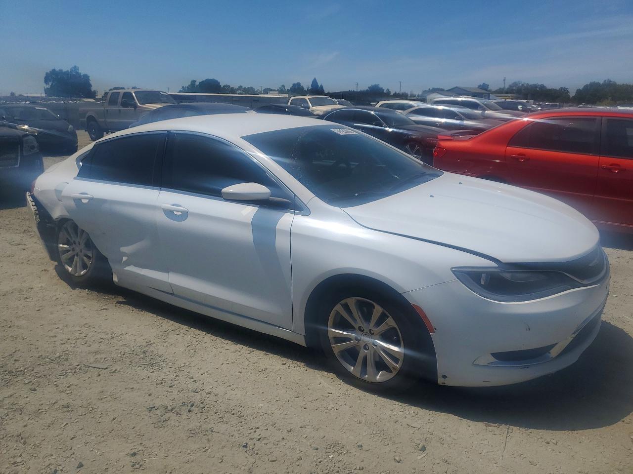 2015 Chrysler 200 Limited White vin: 1C3CCCAB9FN741172