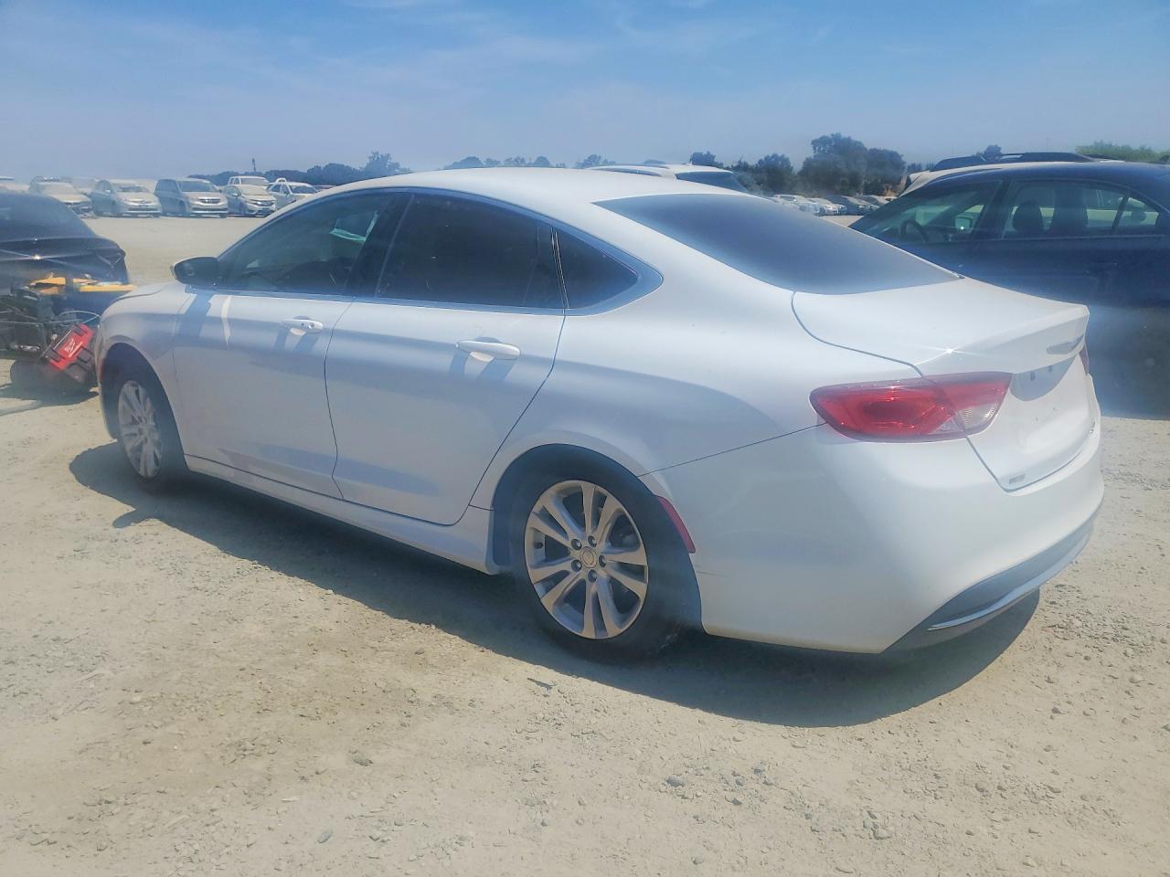 2015 Chrysler 200 Limited White vin: 1C3CCCAB9FN741172