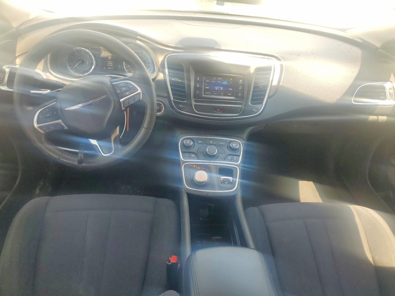 2015 Chrysler 200 Limited White vin: 1C3CCCAB9FN741172
