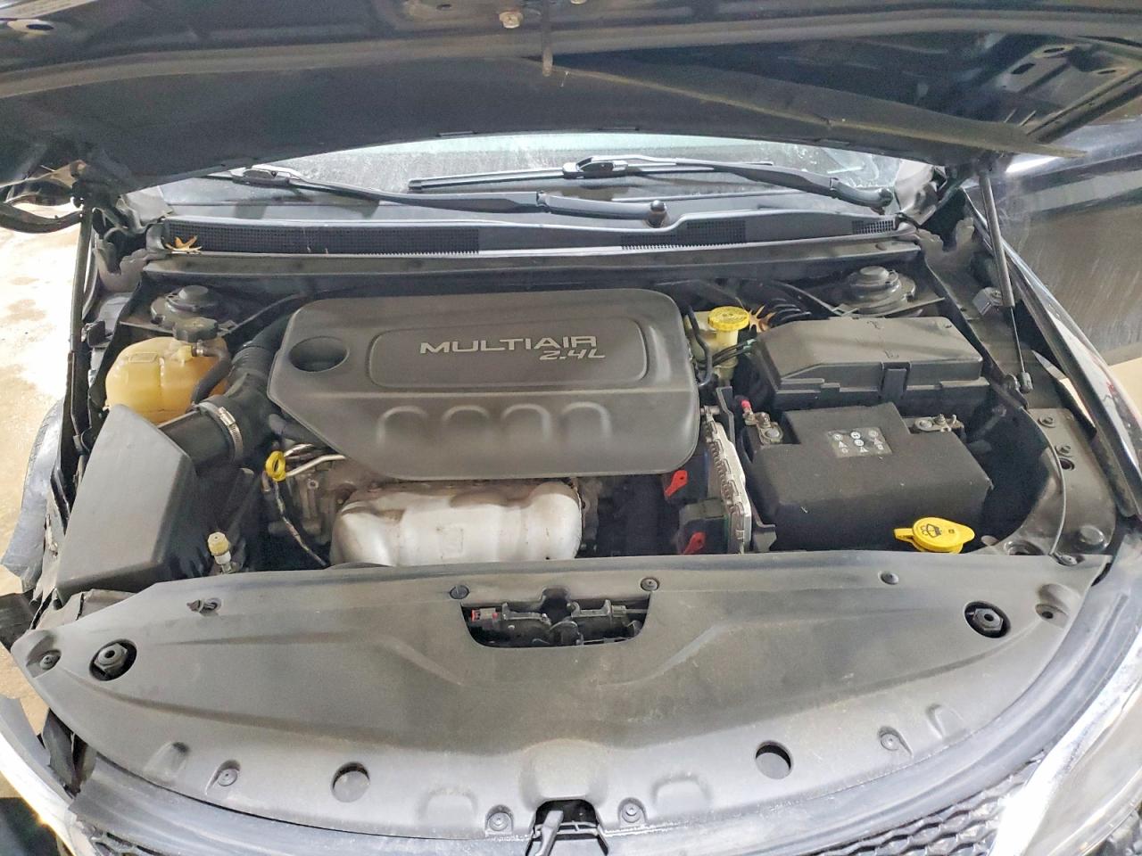 2015 Chrysler 200 Черный vin: 1C3CCCABXFN536332