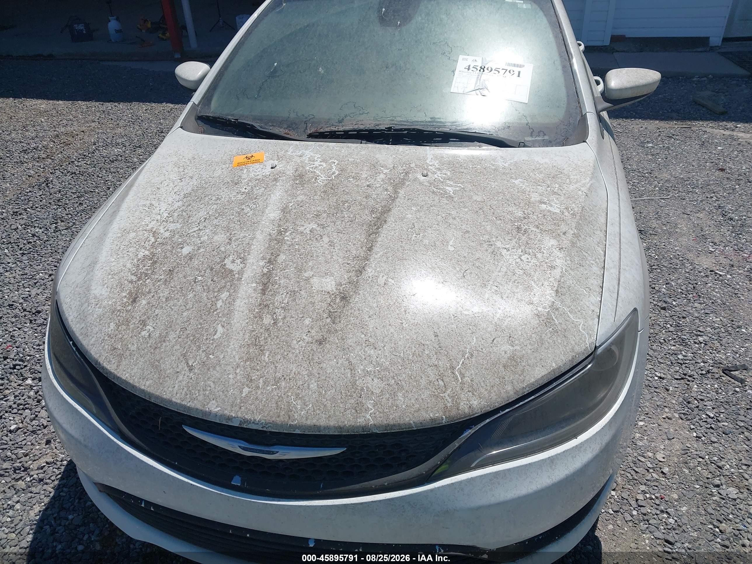 2015 Chrysler 200 Limited White vin: 1C3CCCABXFN562686