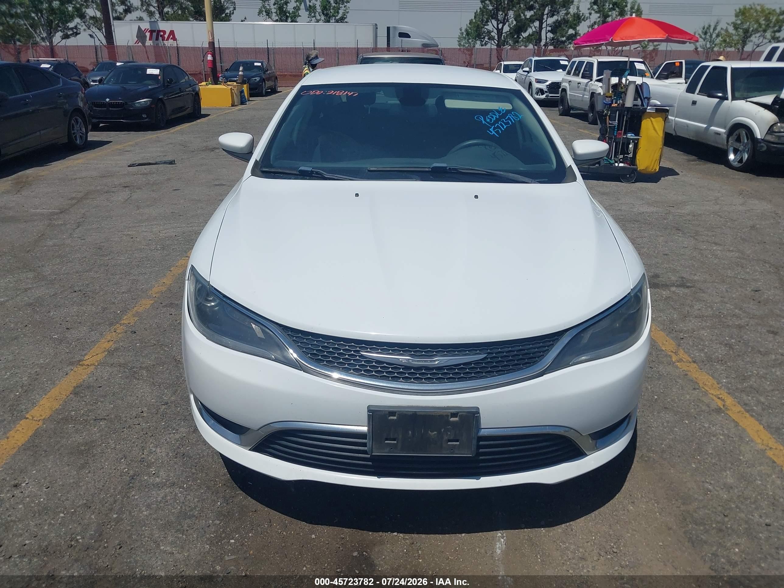 2015 Chrysler 200 Limited Белый vin: 1C3CCCABXFN574885