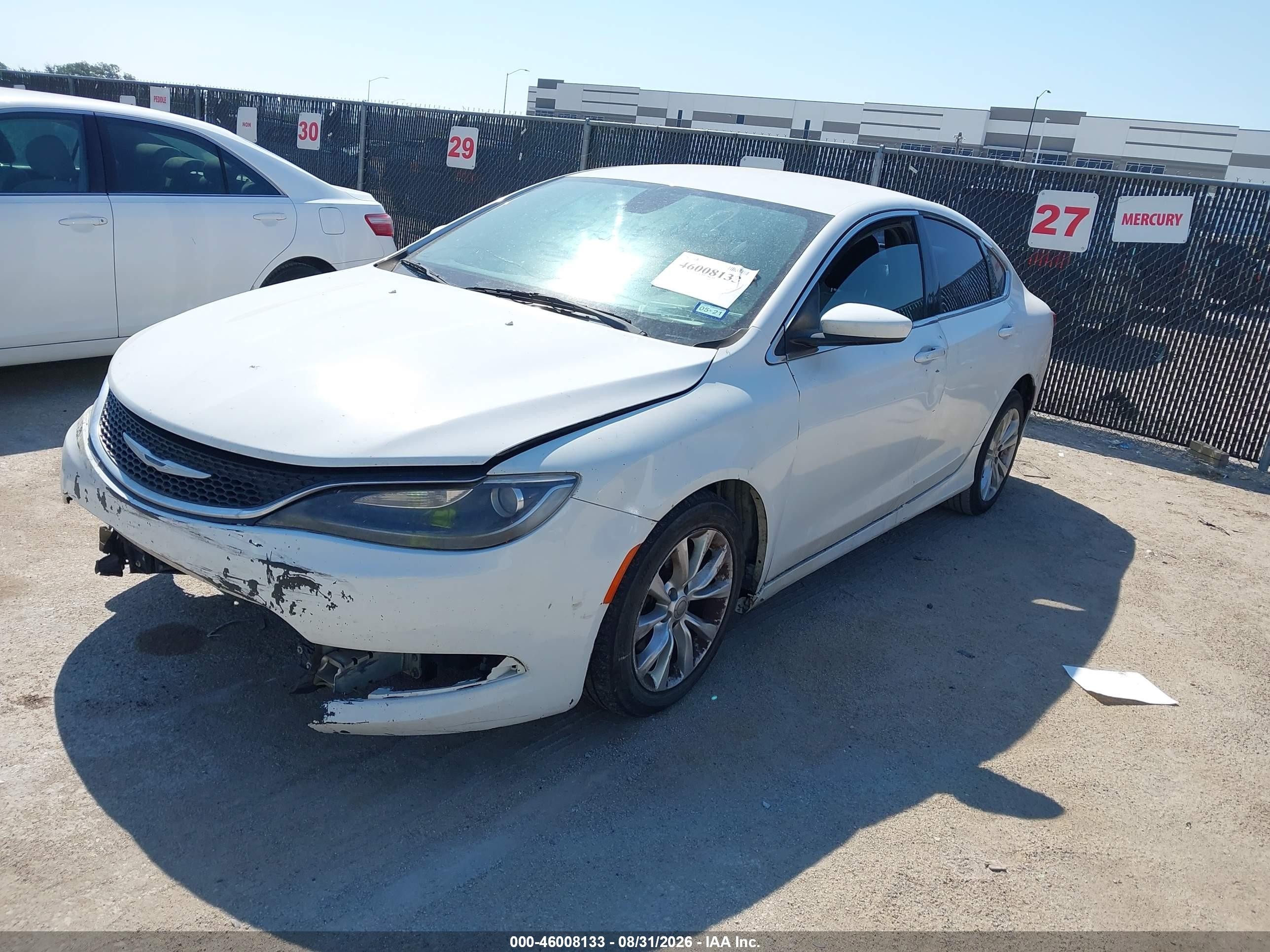 2015 Chrysler 200 Limited White vin: 1C3CCCABXFN595932