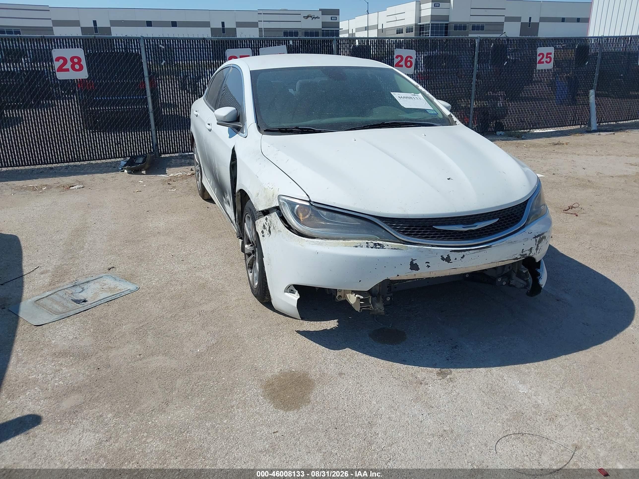 2015 Chrysler 200 Limited White vin: 1C3CCCABXFN595932