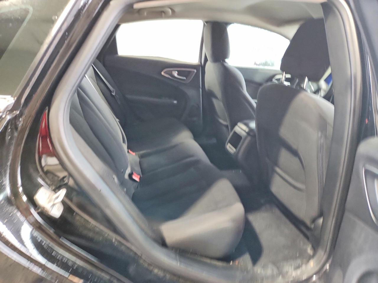 2015 Chrysler 200 Limited Черный vin: 1C3CCCABXFN602765