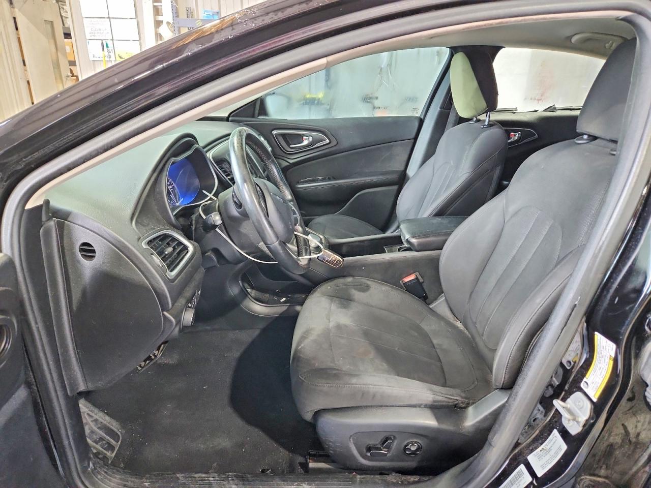 2015 Chrysler 200 Limited Черный vin: 1C3CCCABXFN602765
