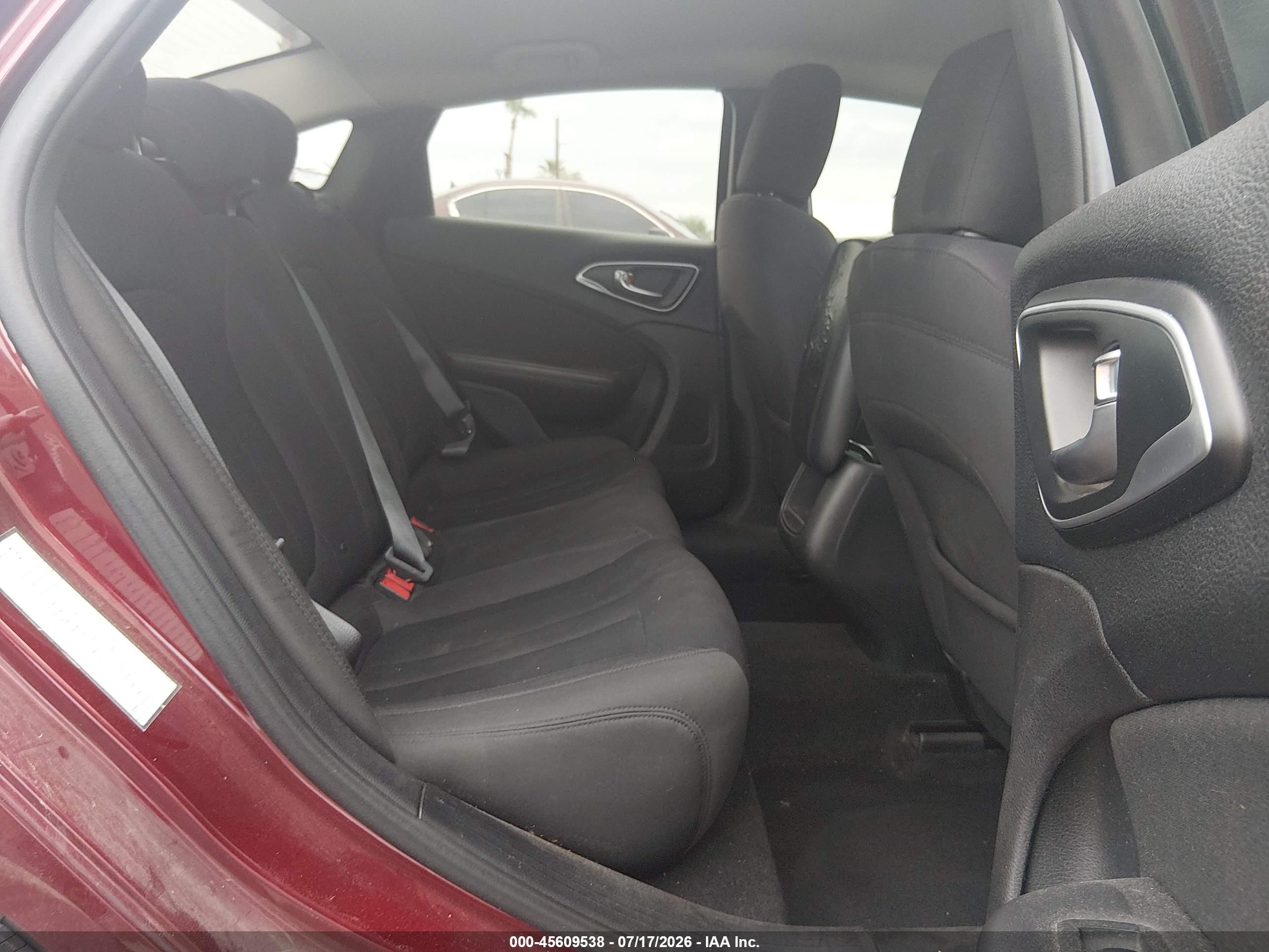 2015 Chrysler 200 Limited Maroon vin: 1C3CCCABXFN631456
