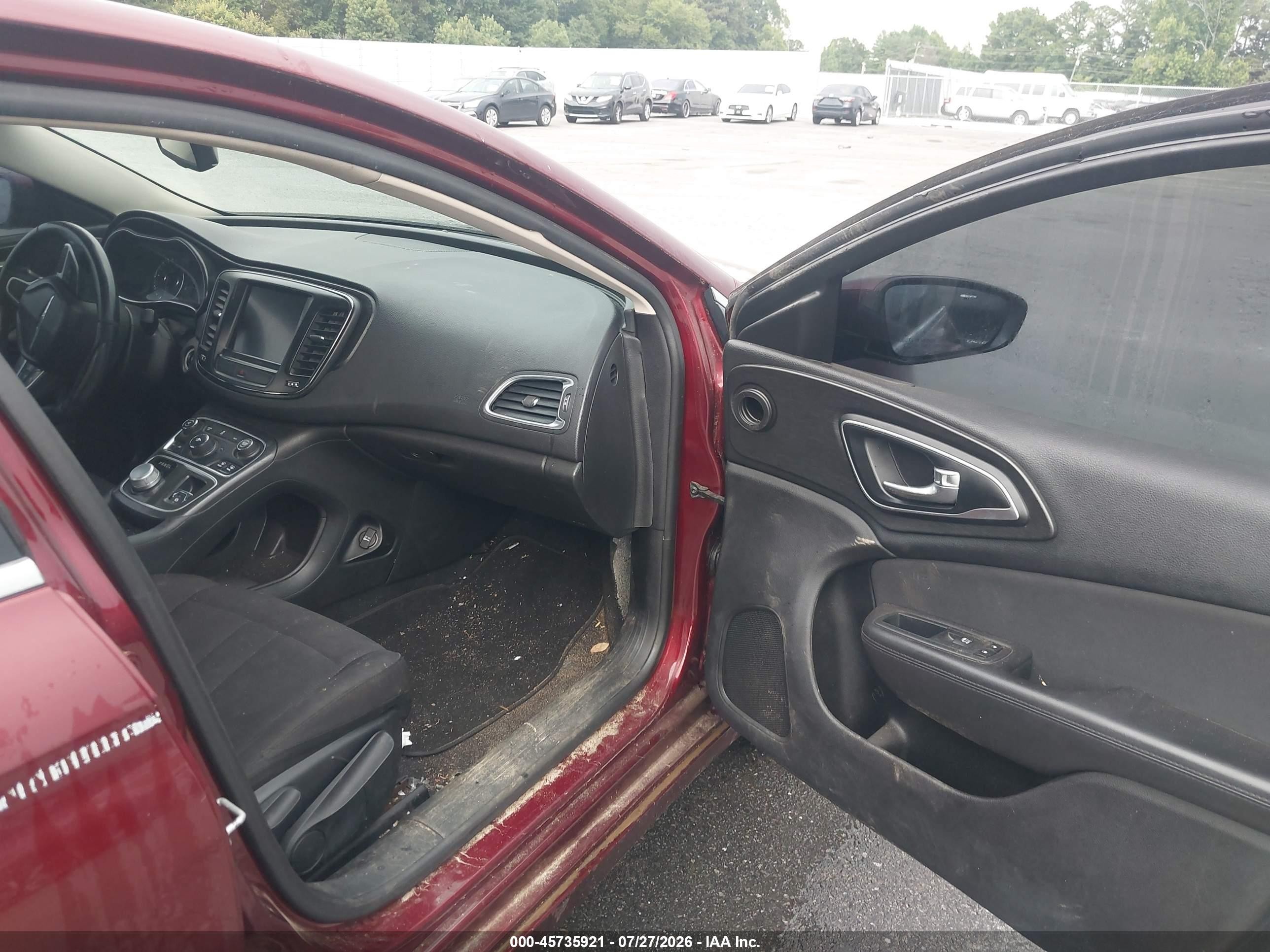 2015 Chrysler 200 Limited Burgundy vin: 1C3CCCABXFN636799