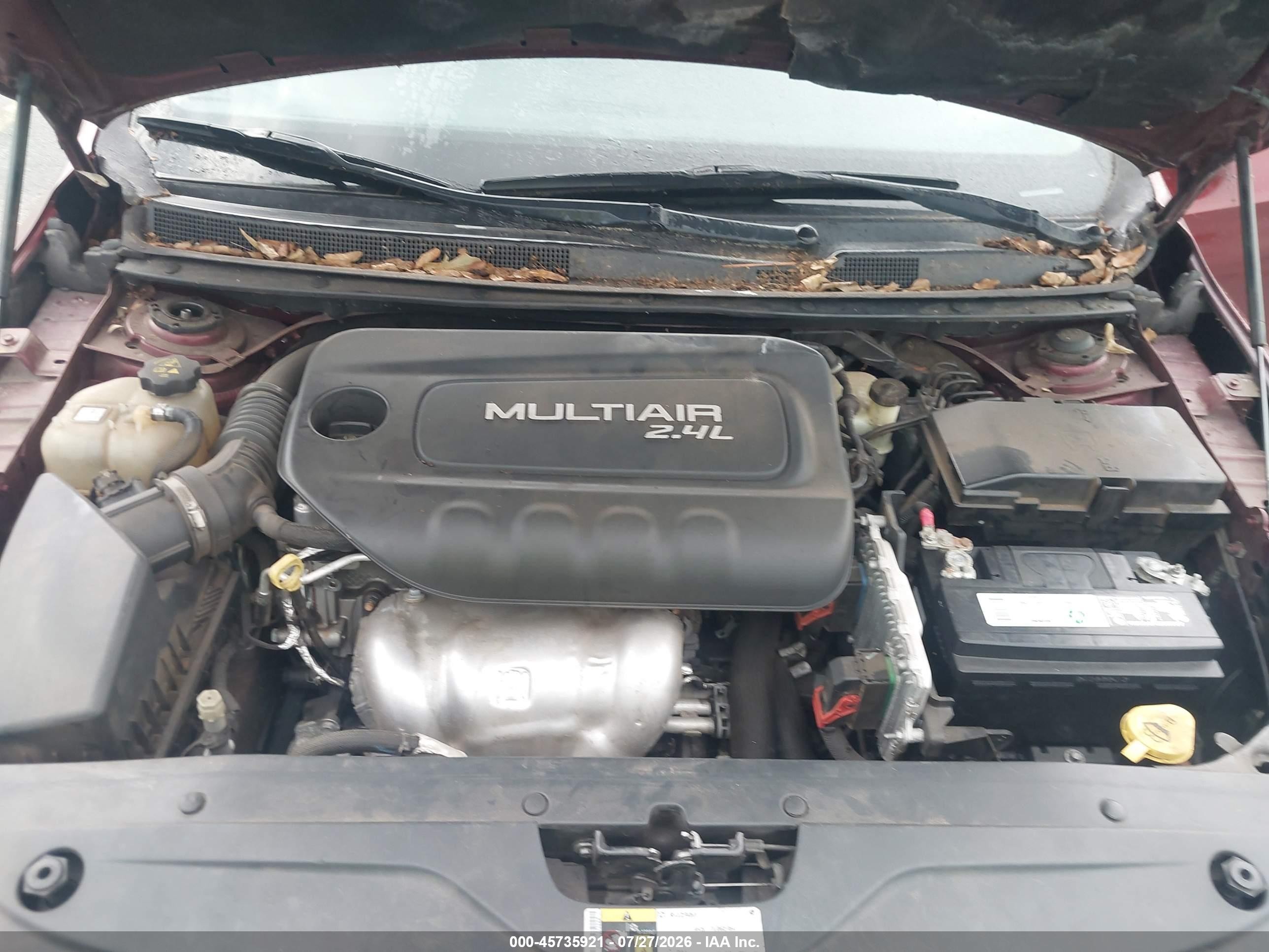 2015 Chrysler 200 Limited Burgundy vin: 1C3CCCABXFN636799