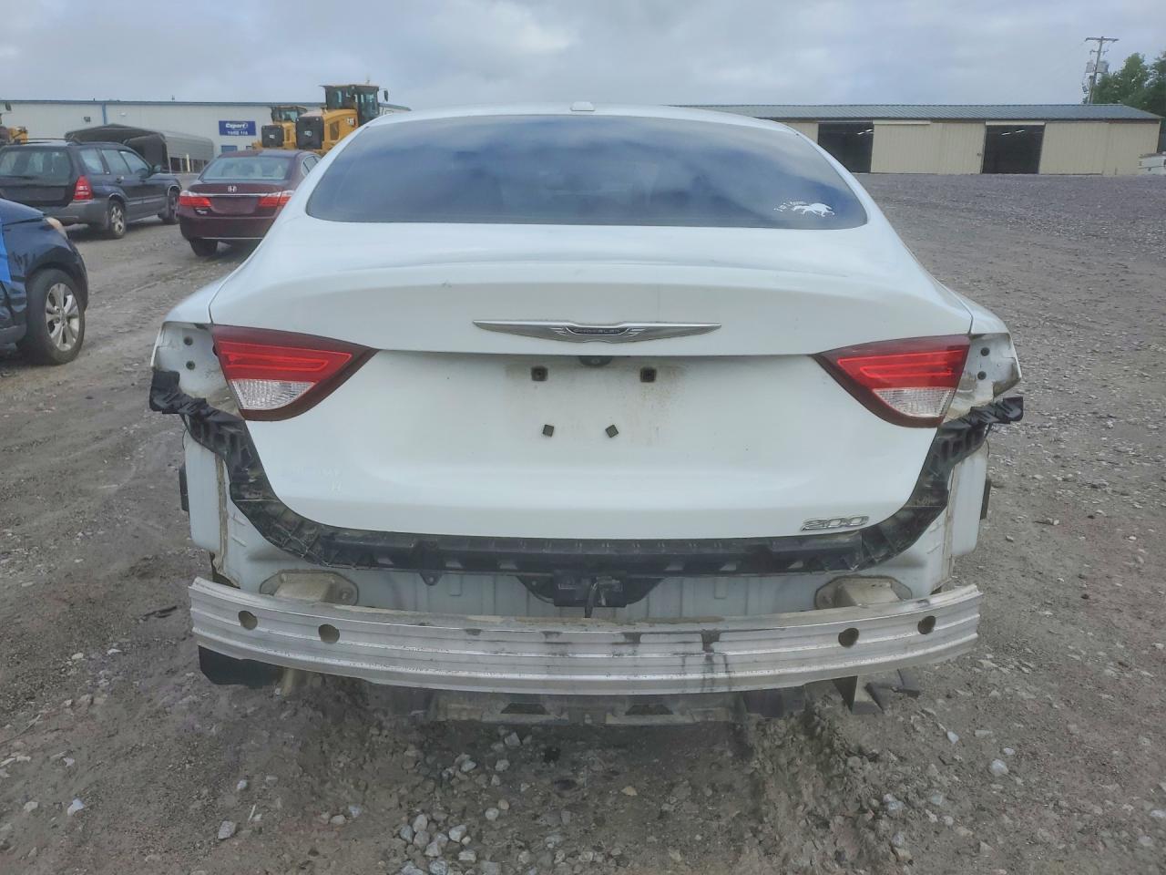 2015 Chrysler 200 Limited White vin: 1C3CCCABXFN650413