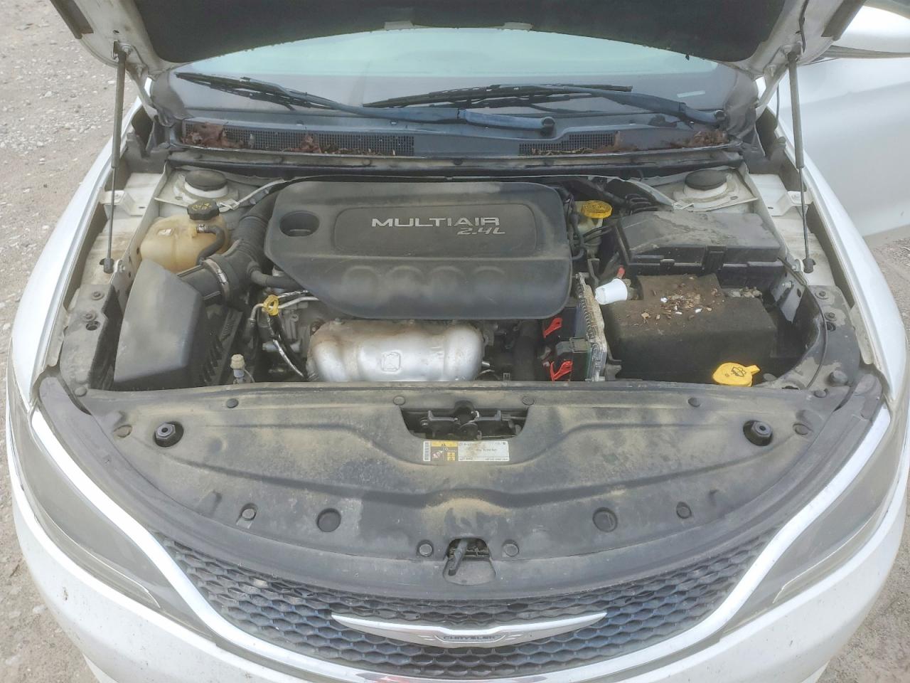 2015 Chrysler 200 Limited White vin: 1C3CCCABXFN650413