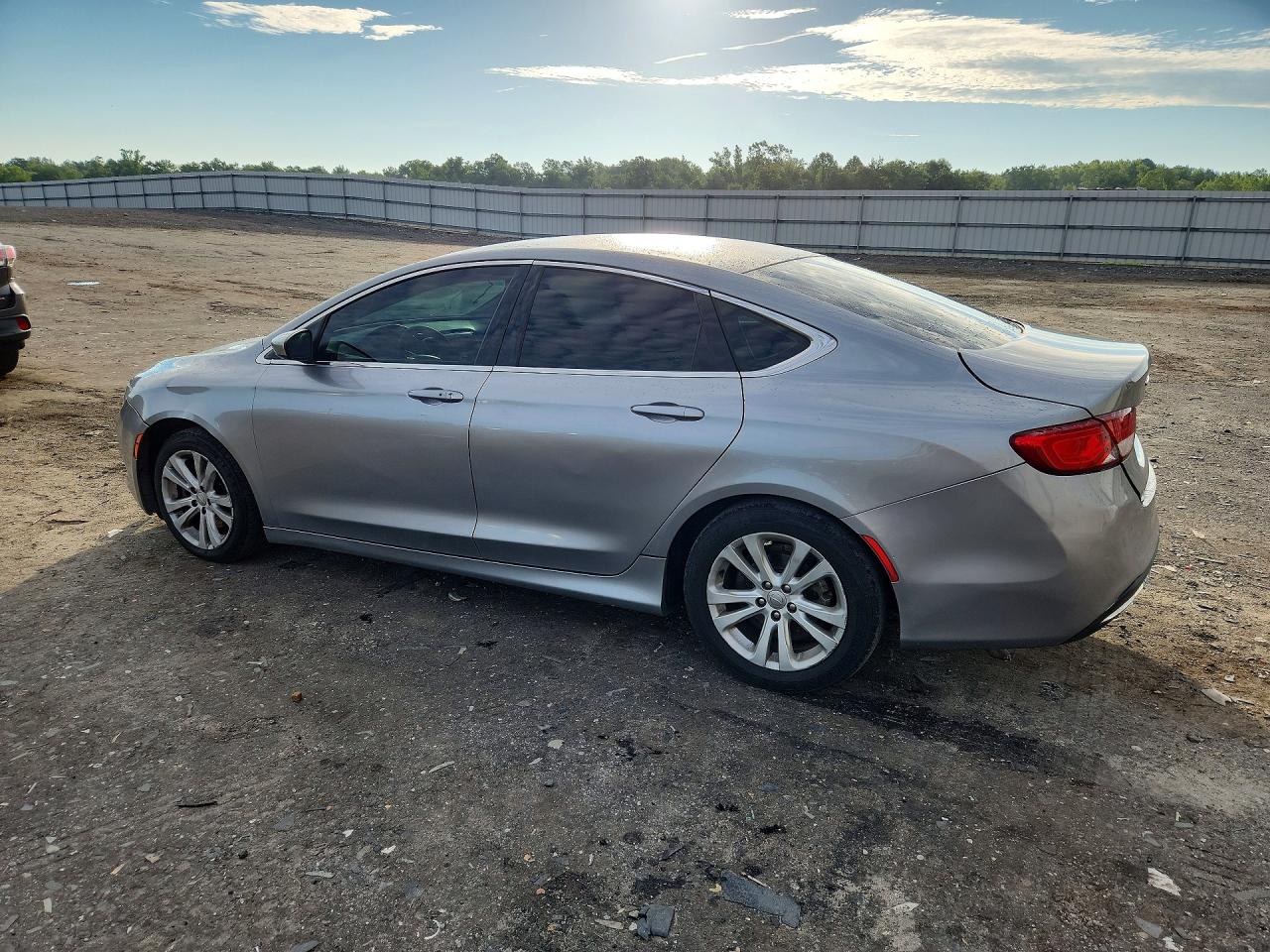 2015 Chrysler 200 Limited Silver vin: 1C3CCCABXFN677482