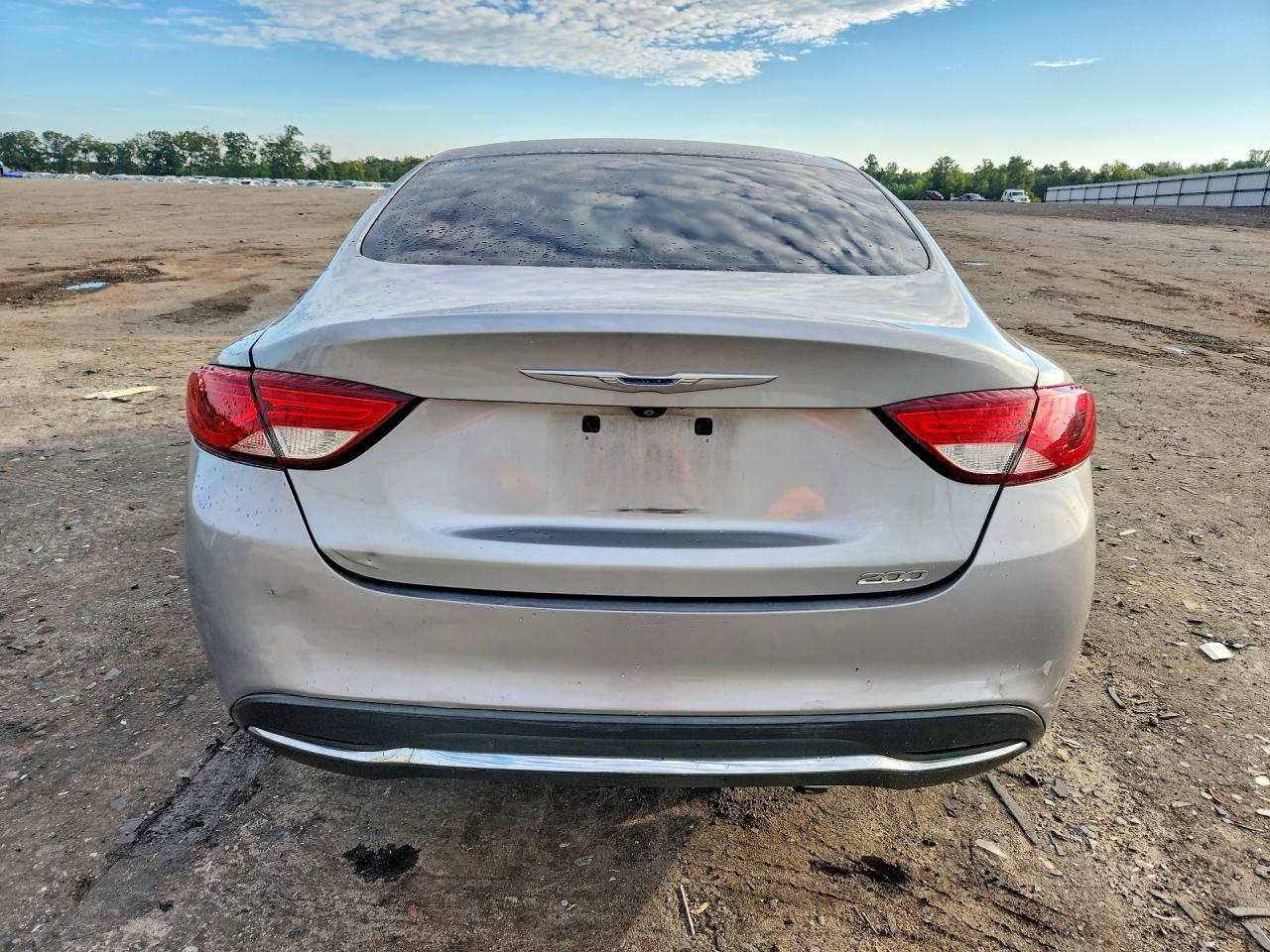 2015 Chrysler 200 Limited Silver vin: 1C3CCCABXFN677482