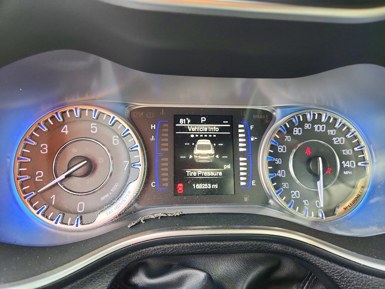2015 Chrysler 200 Limited Silver vin: 1C3CCCABXFN677482
