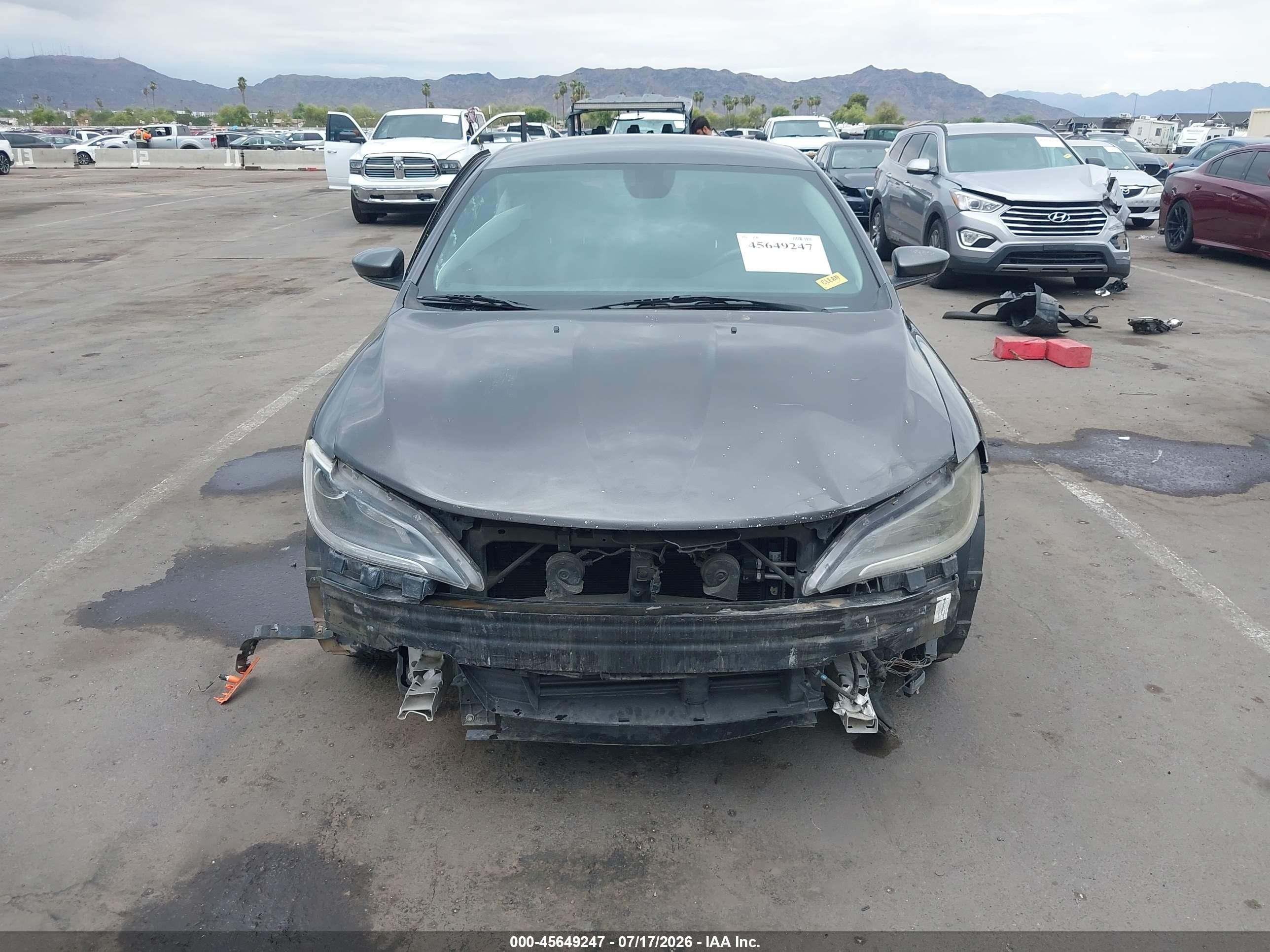 2015 Chrysler 200 Limited Серый vin: 1C3CCCABXFN748440