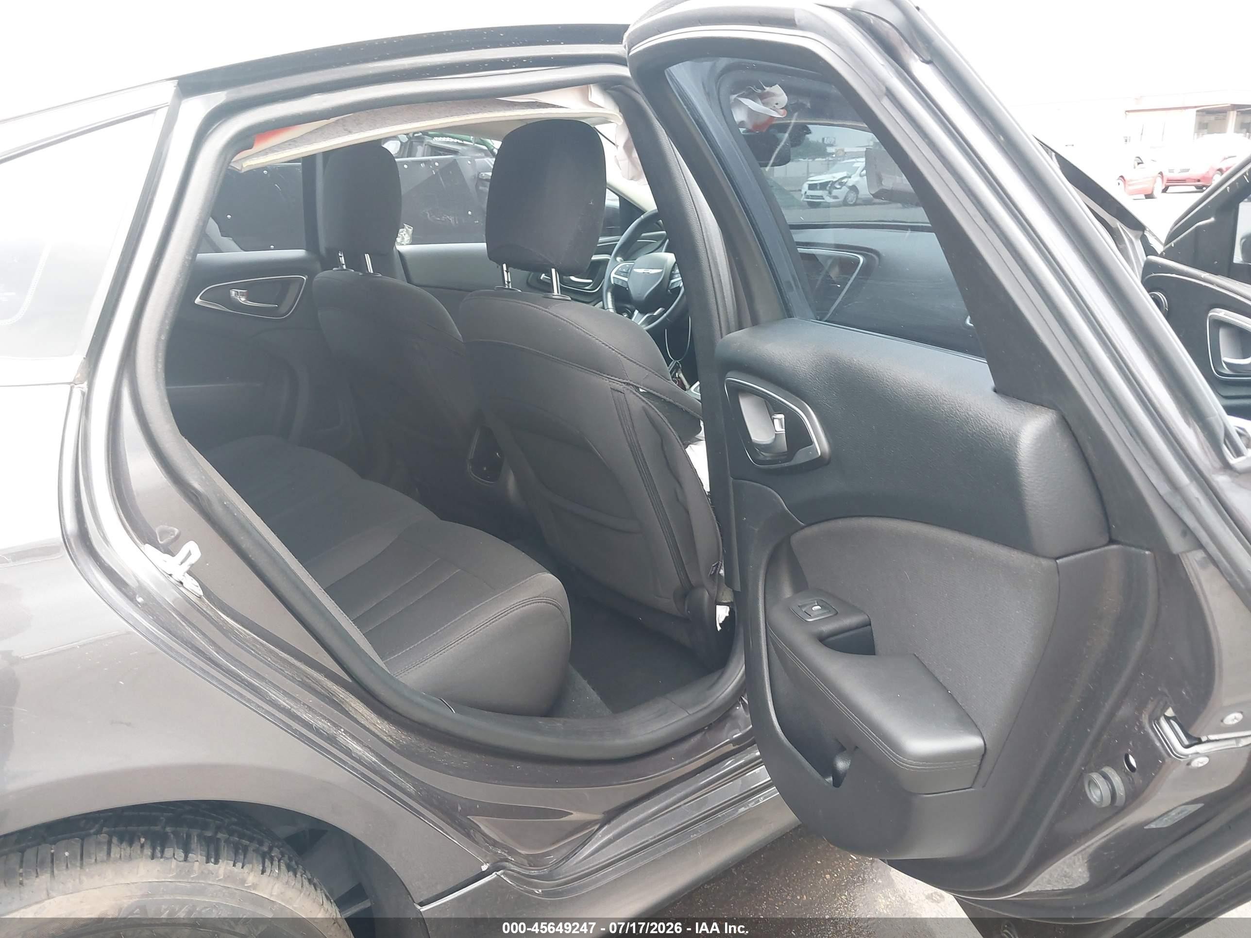 2015 Chrysler 200 Limited Серый vin: 1C3CCCABXFN748440