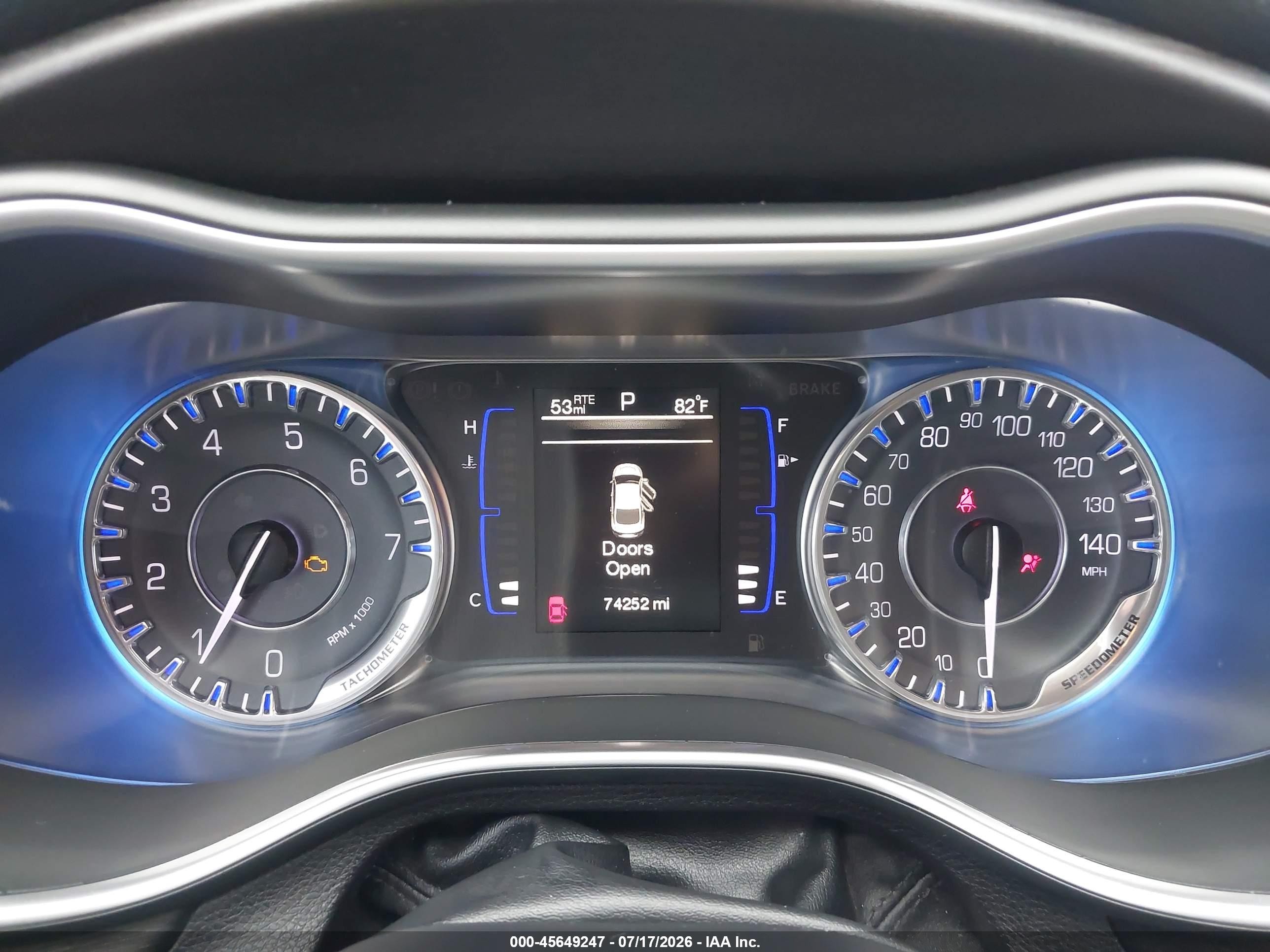 2015 Chrysler 200 Limited Серый vin: 1C3CCCABXFN748440