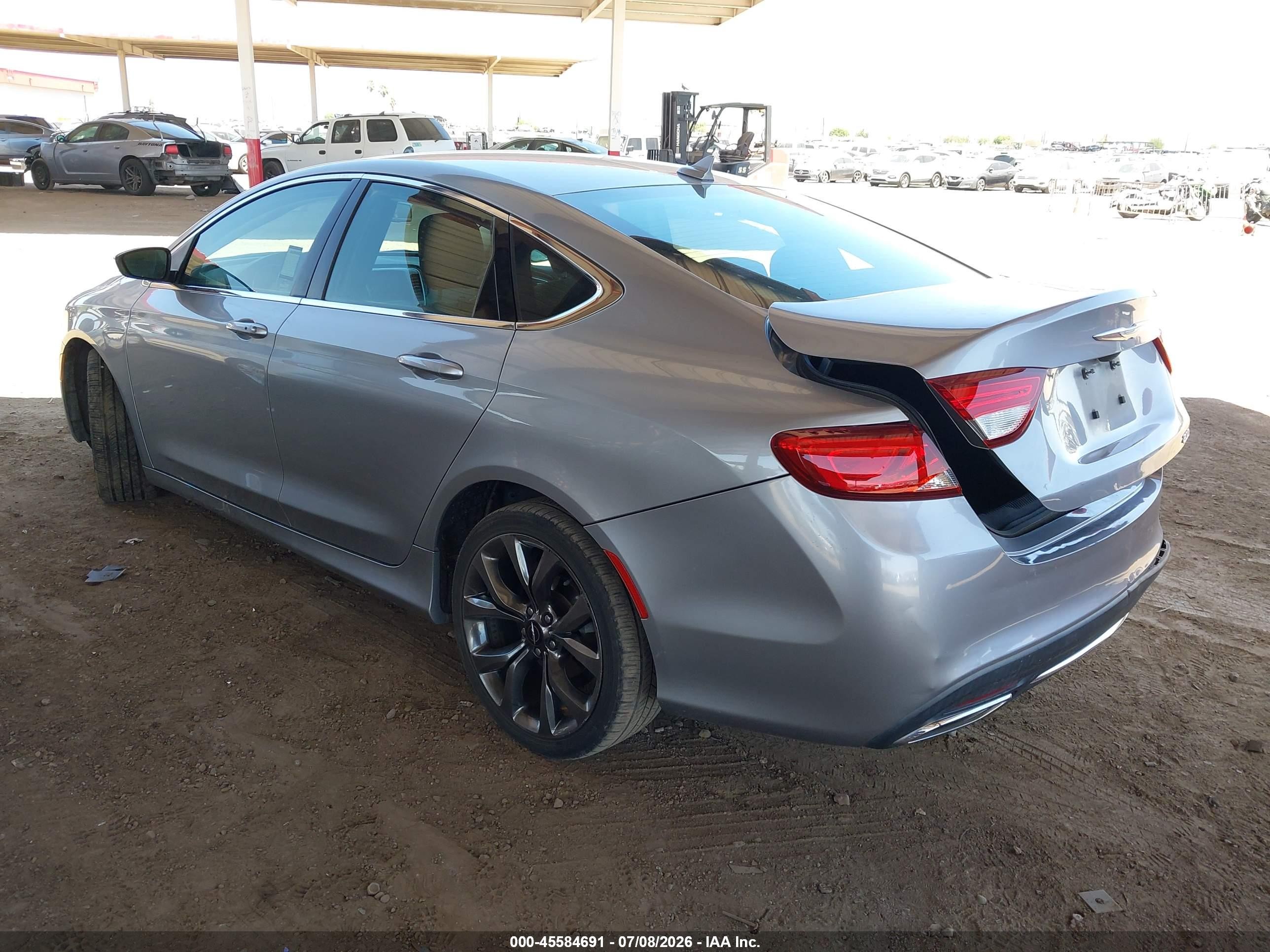 2015 Chrysler 200 Limited Silver vin: 1C3CCCAG0FN731609