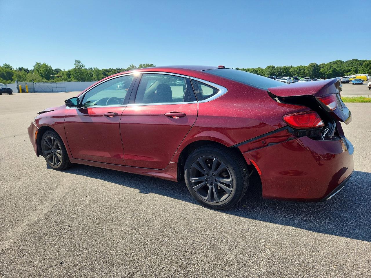 2015 Chrysler 200 Limited Burgundy vin: 1C3CCCAGXFN757862