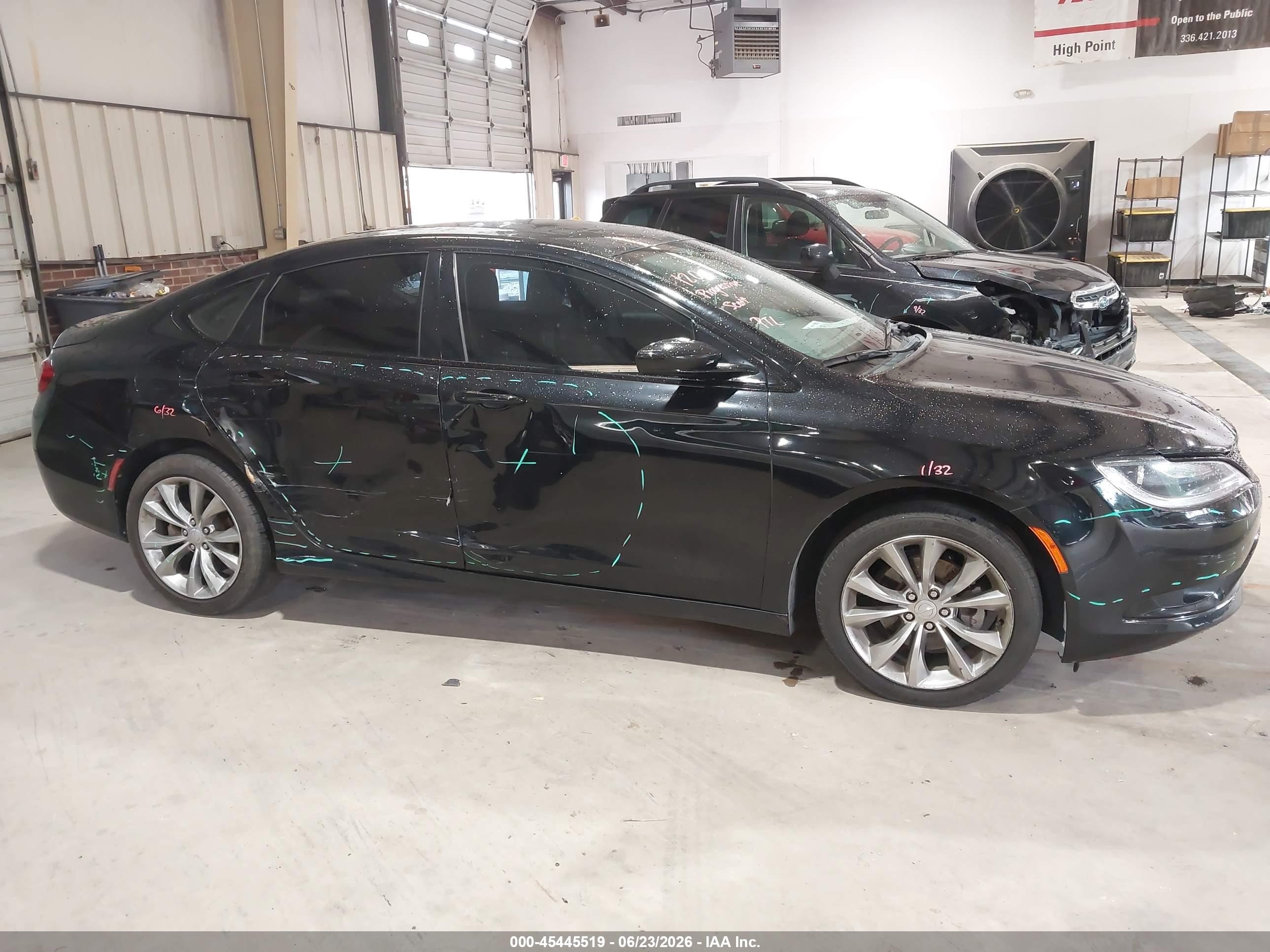 2015 Chrysler 200 S Black vin: 1C3CCCBB0FN542526