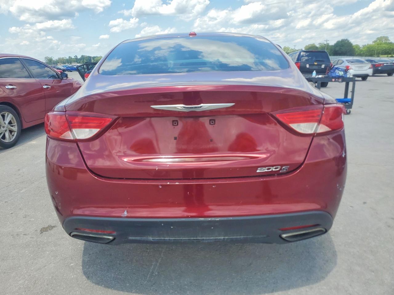 2015 Chrysler 200 S Red vin: 1C3CCCBB0FN622084