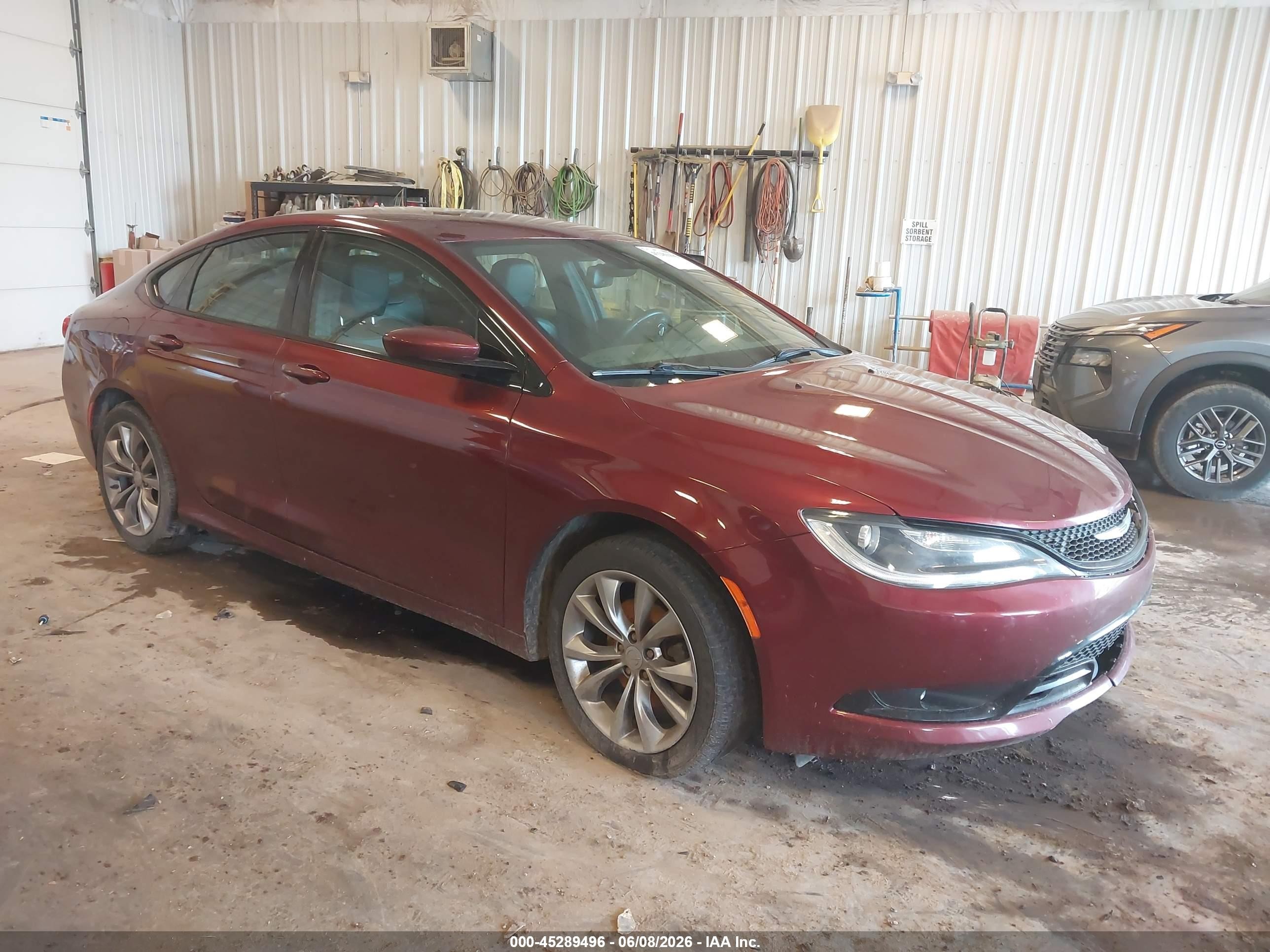 2015 Chrysler 200 S Red vin: 1C3CCCBB0FN711010