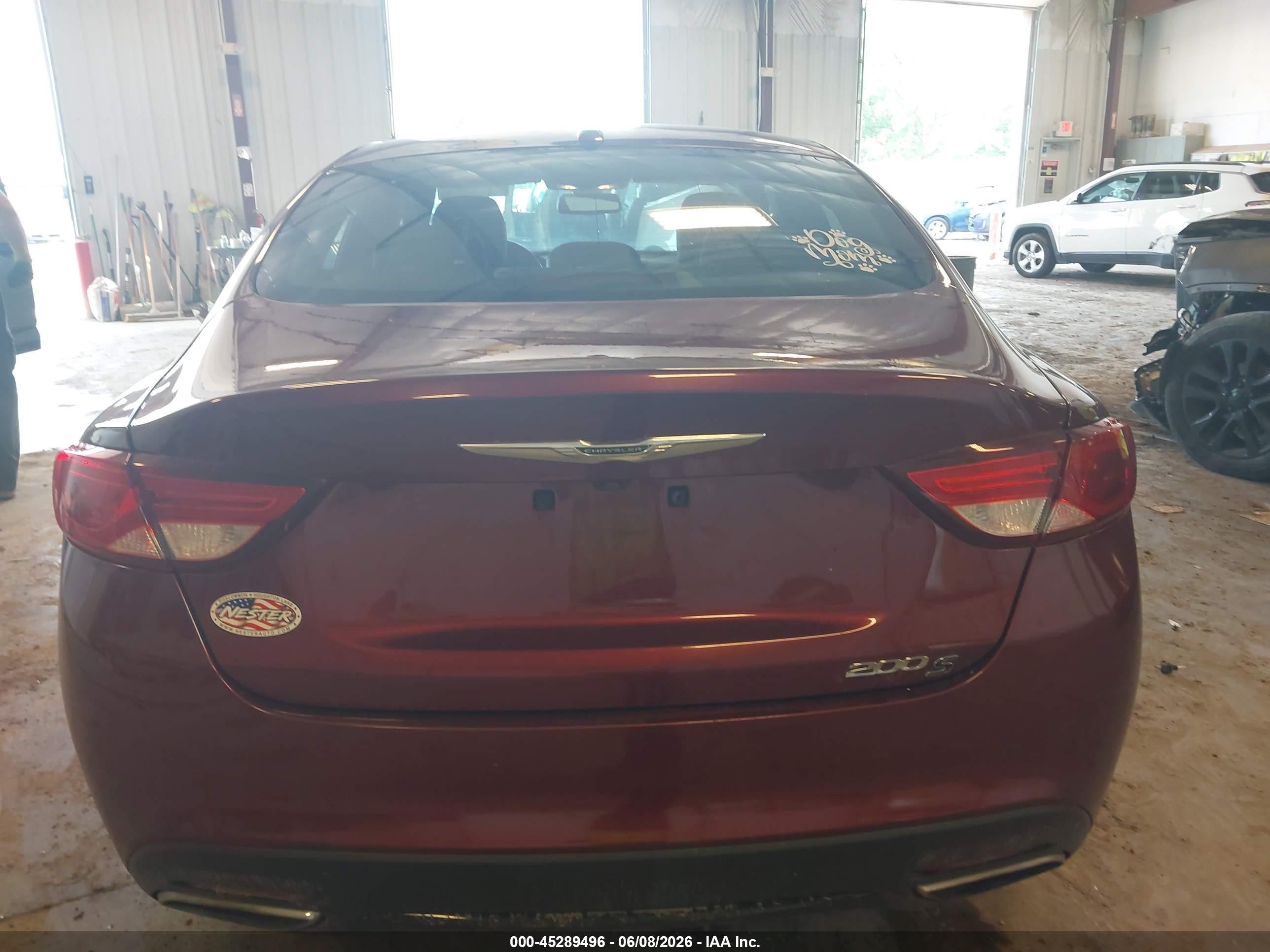 2015 Chrysler 200 S Red vin: 1C3CCCBB0FN711010