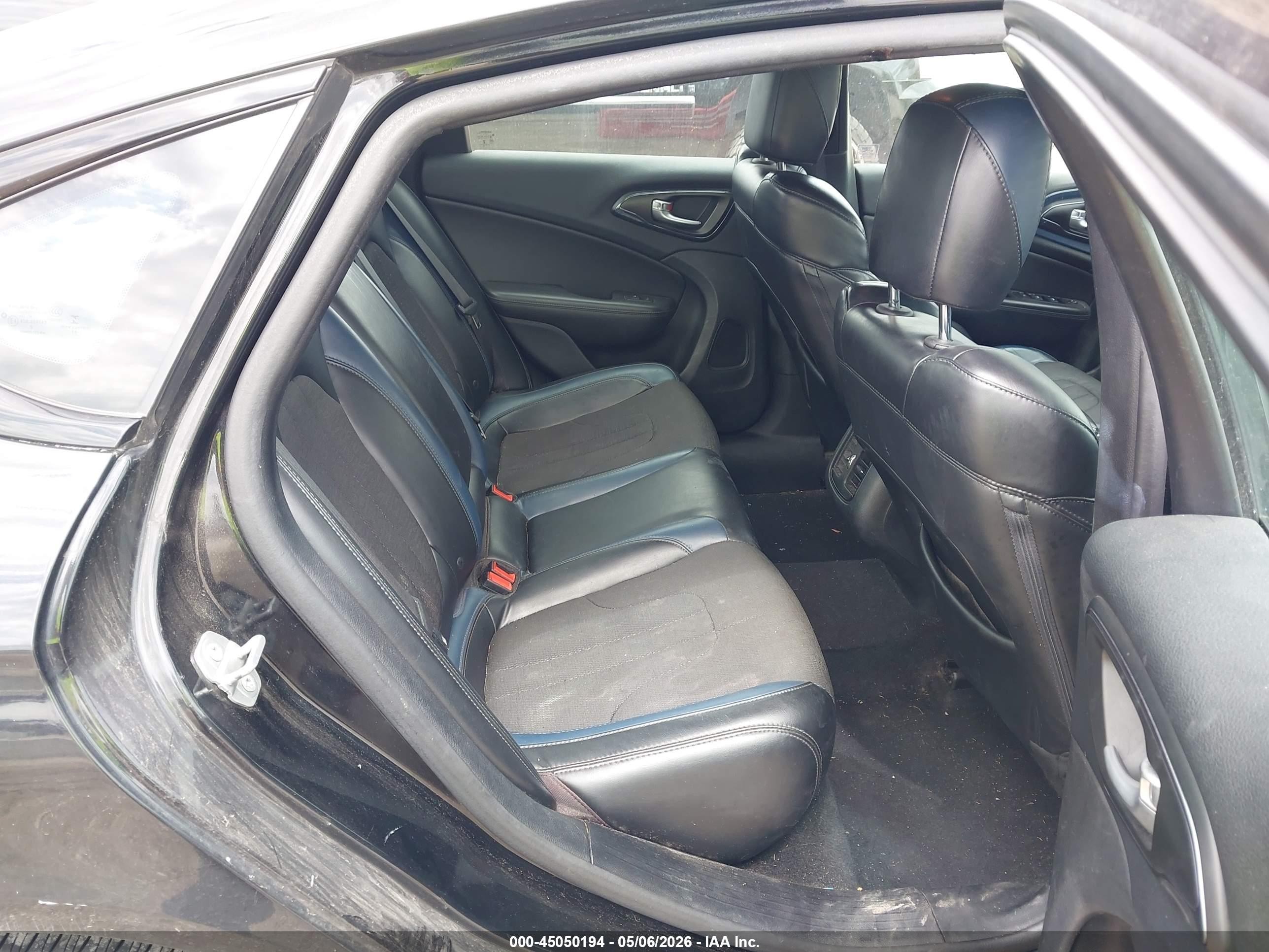 2015 Chrysler 200 S Черный vin: 1C3CCCBB0FN717485