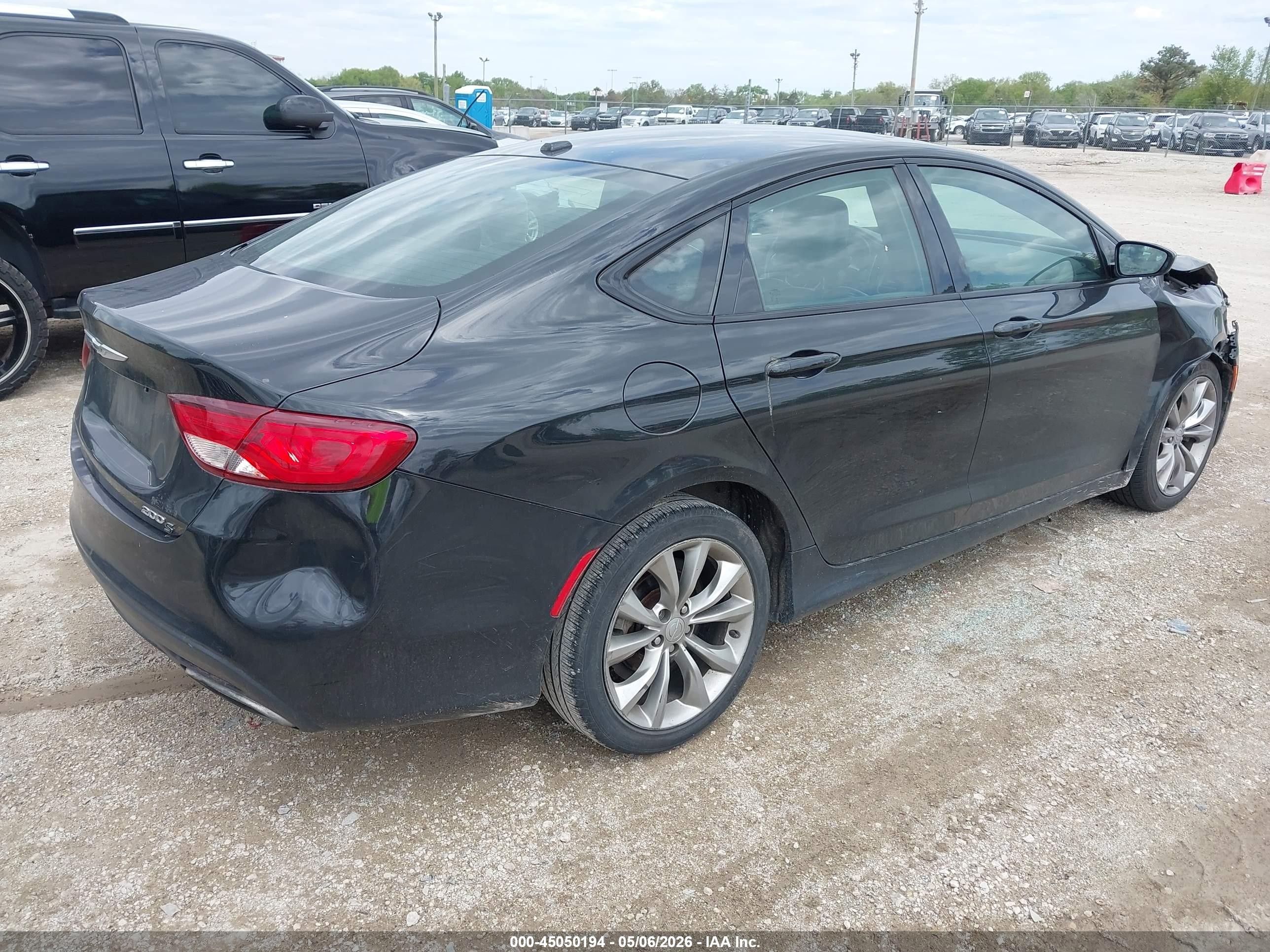 2015 Chrysler 200 S Черный vin: 1C3CCCBB0FN717485