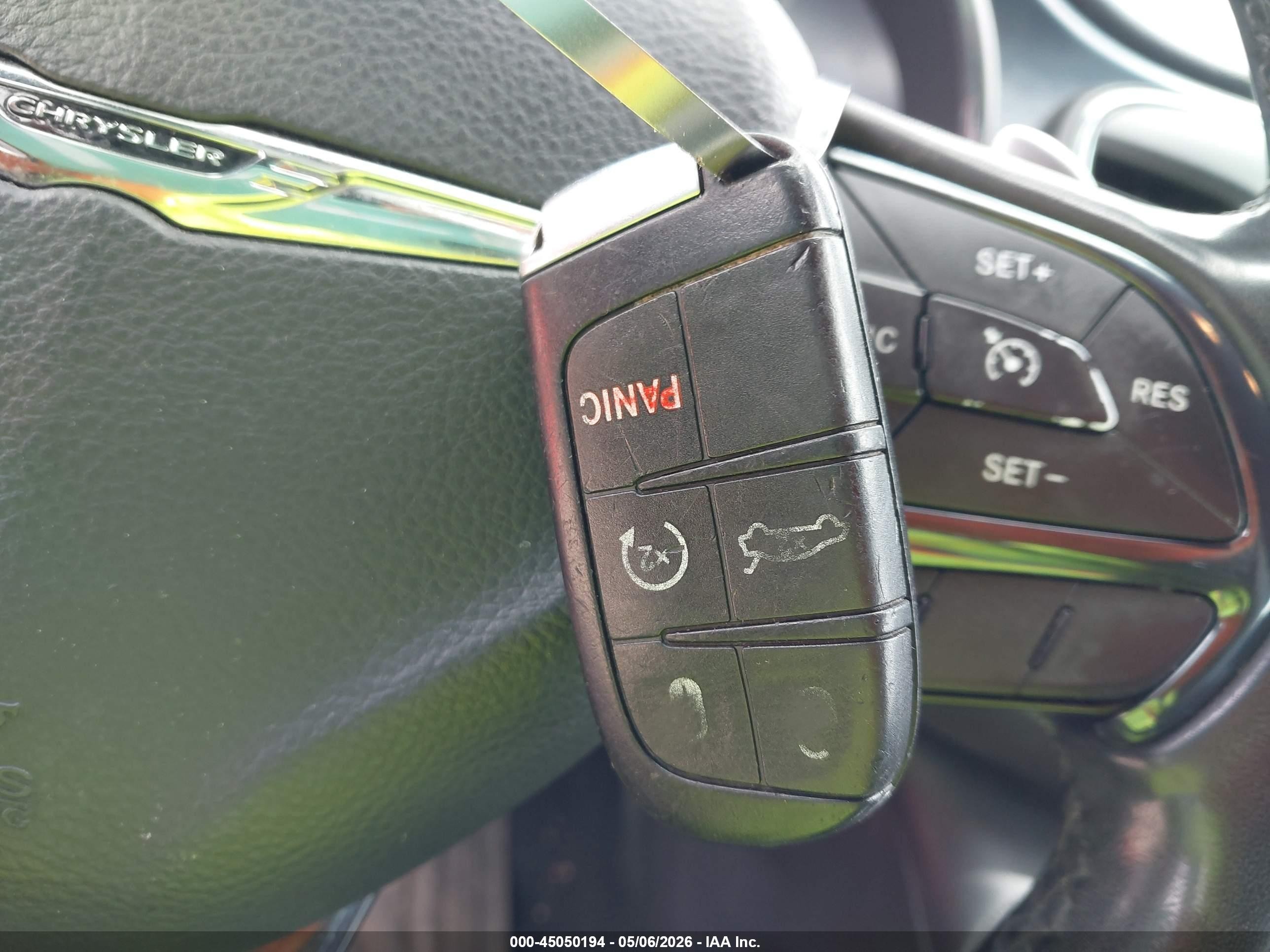 2015 Chrysler 200 S Черный vin: 1C3CCCBB0FN717485