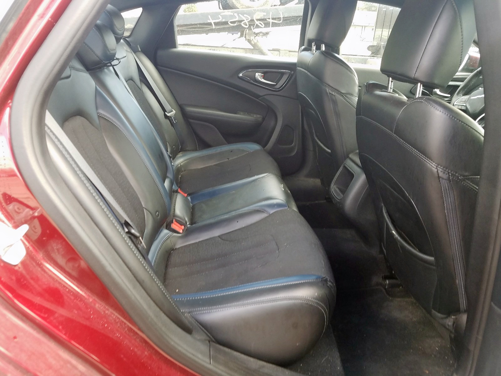 2015 Chrysler 200 S Red vin: 1C3CCCBB0FN749756