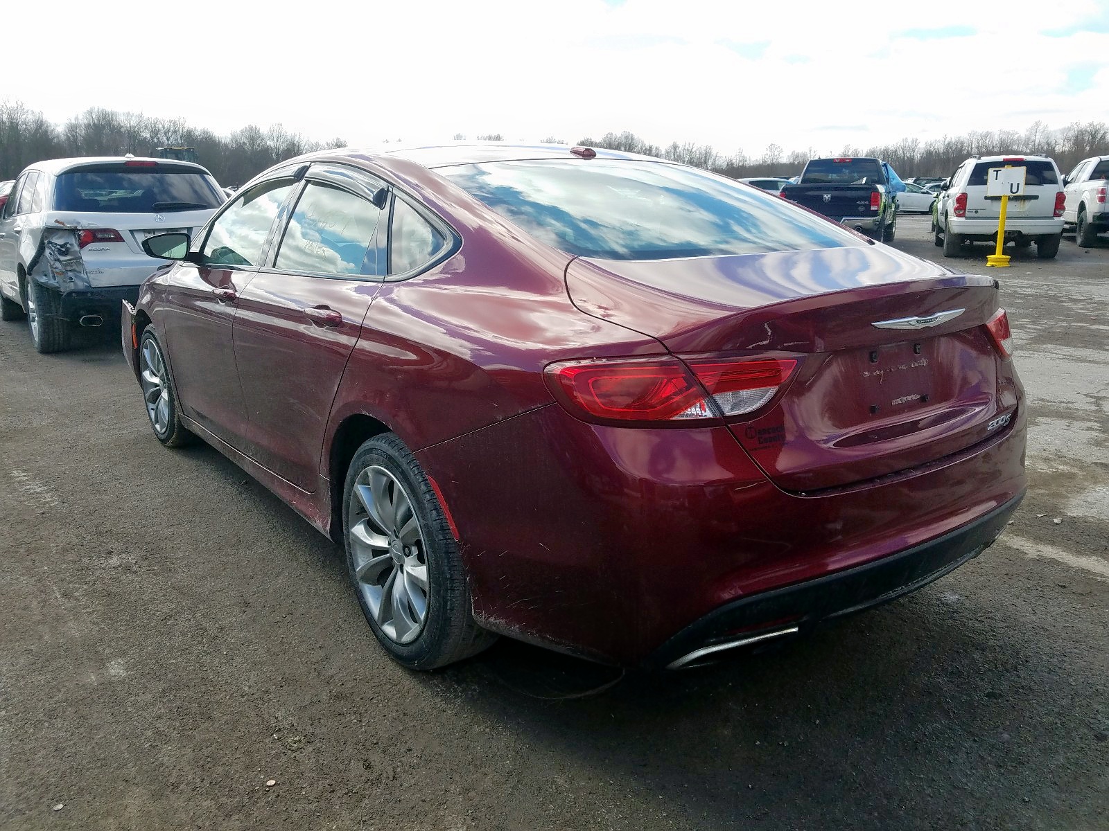 2015 Chrysler 200 S Red vin: 1C3CCCBB0FN749756