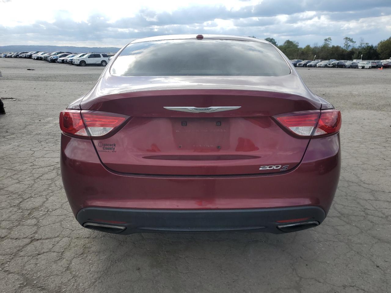 2015 Chrysler 200 S Burgundy vin: 1C3CCCBB0FN749756