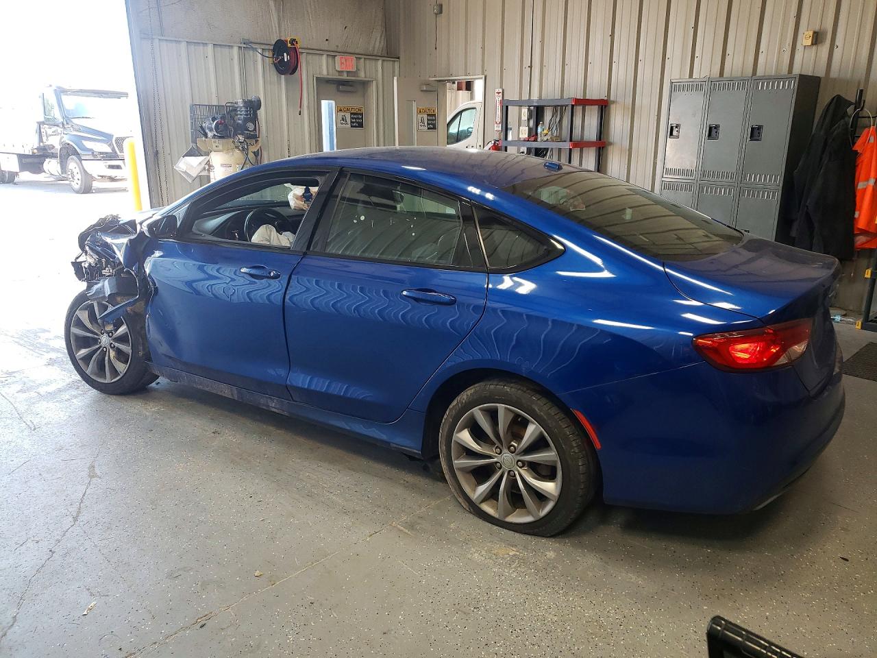 2015 Chrysler 200 Sport Blue vin: 1C3CCCBB0FN751748