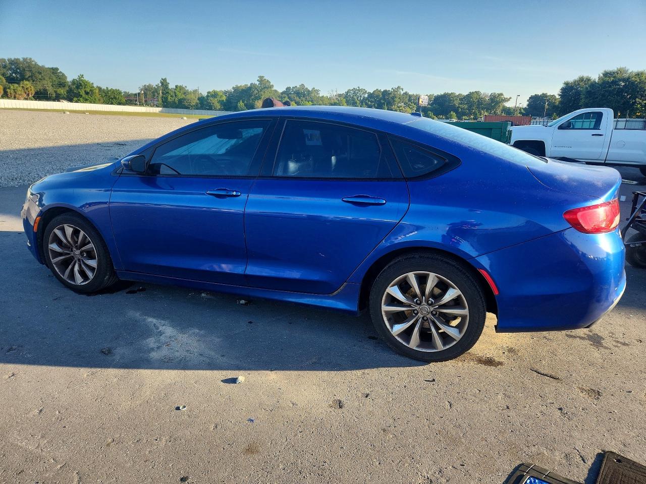 2015 Chrysler 200 S Blue vin: 1C3CCCBB1FN541241