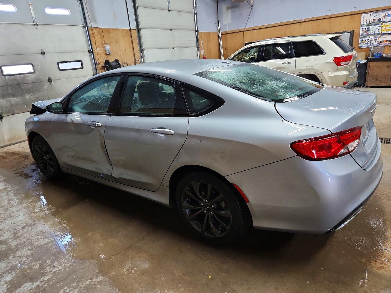 2015 Chrysler 200 S Silver vin: 1C3CCCBB1FN608663