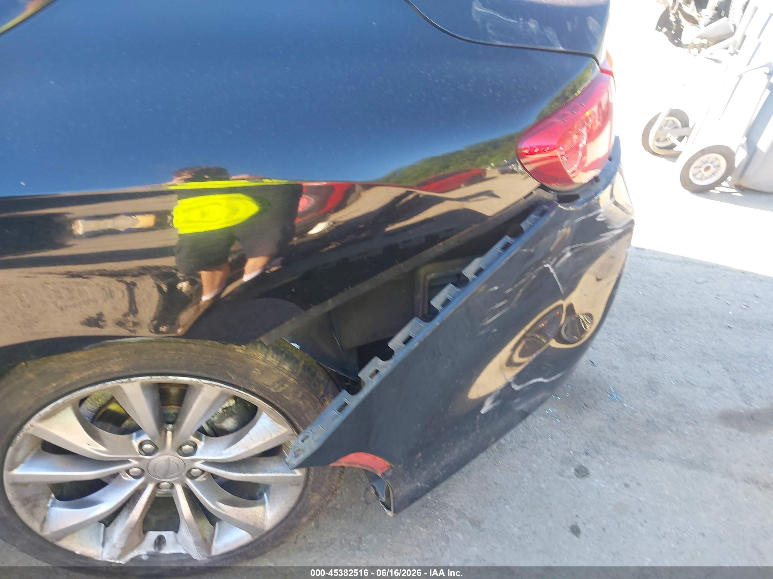 2015 Chrysler 200 S Черный vin: 1C3CCCBB1FN747563